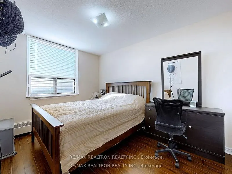 3390 Weston Road, #1906