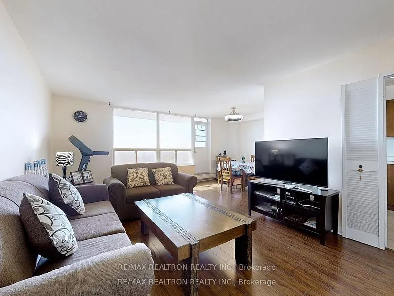 3390 Weston Road, #1906