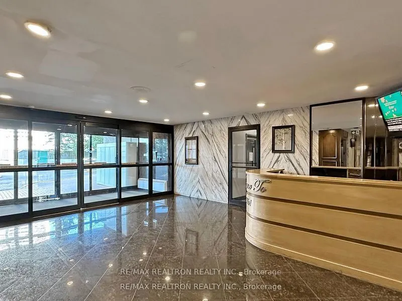 3390 Weston Road, #1906