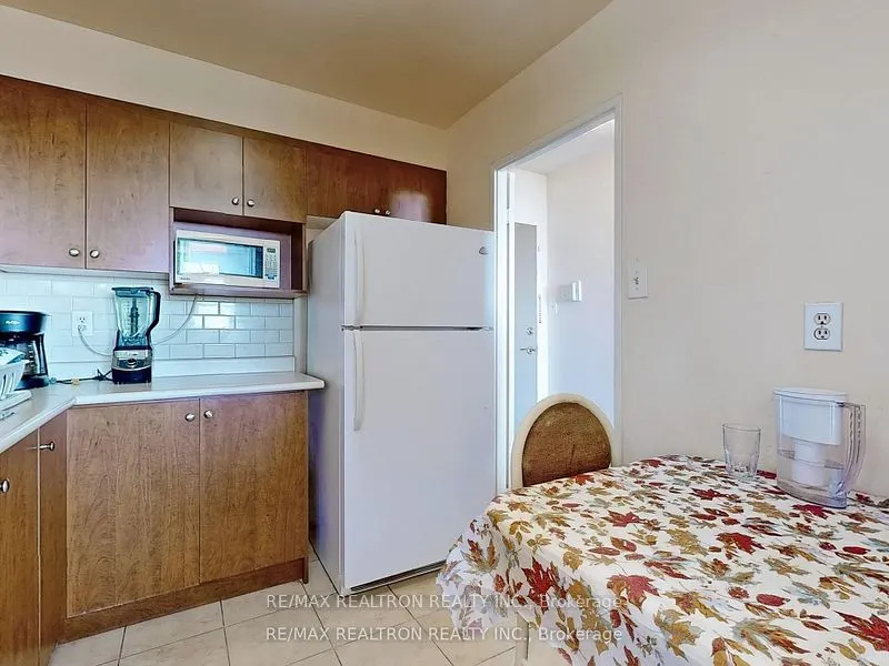 3390 Weston Road, #1906
