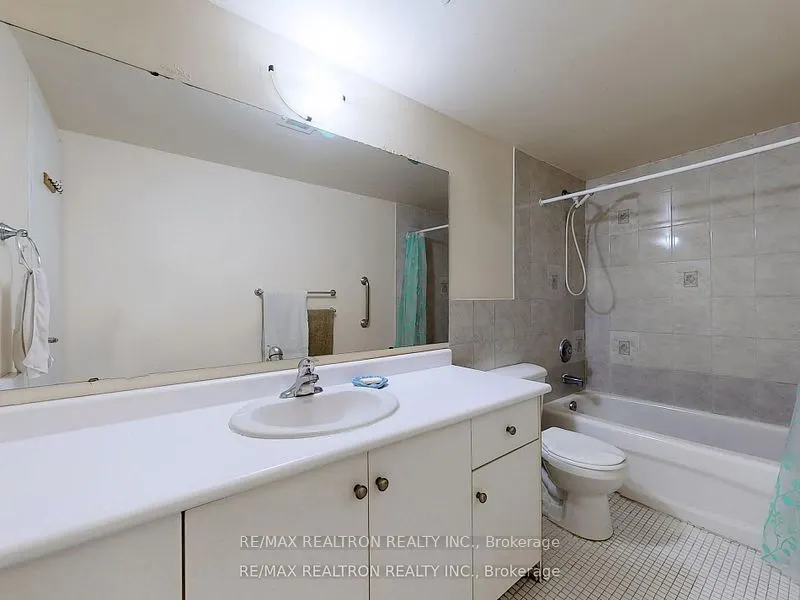 3390 Weston Road, #1906