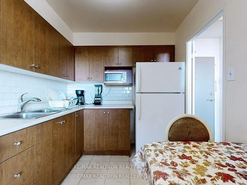 3390 Weston Road, #1906