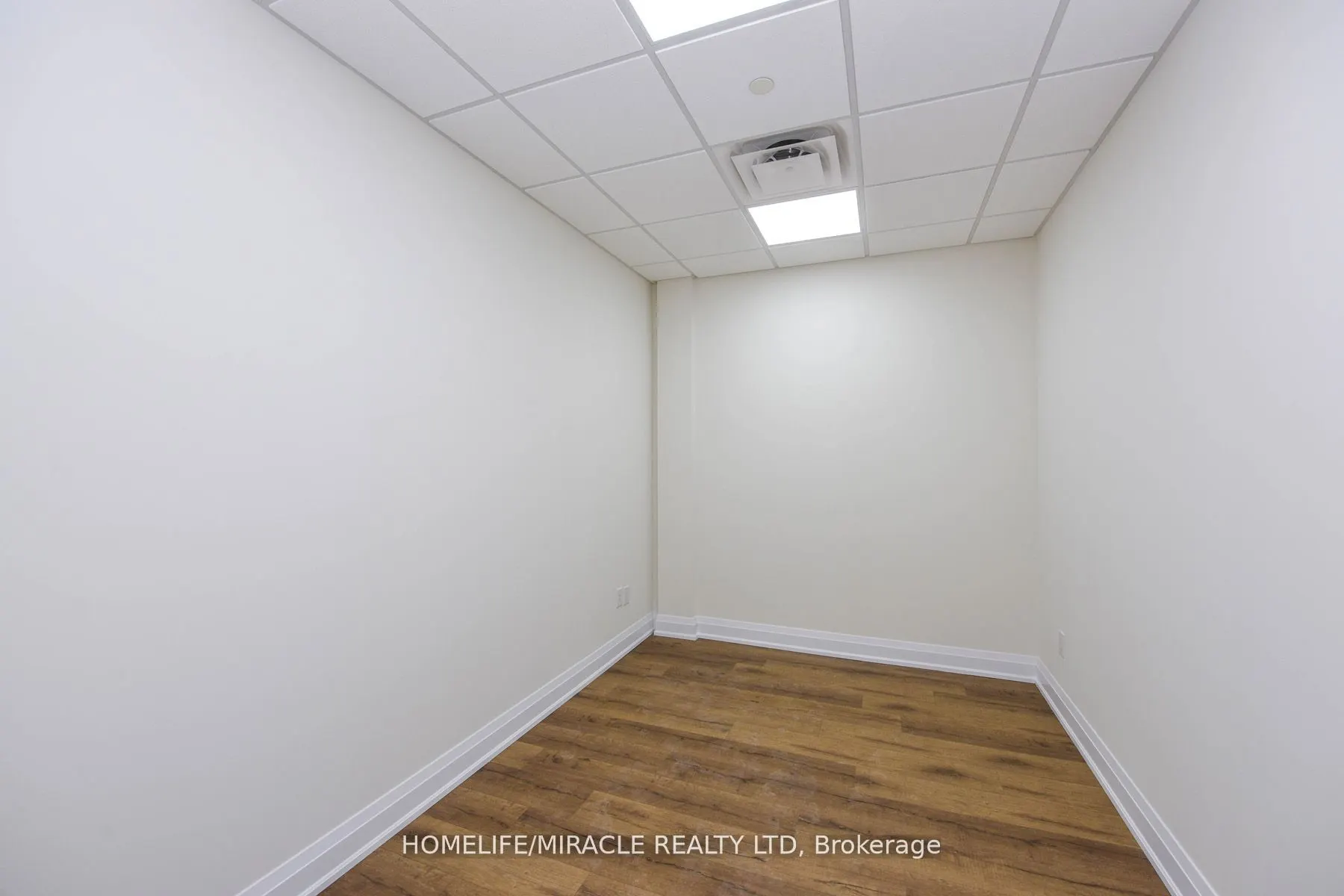 6475 Mayfield Road W, #203