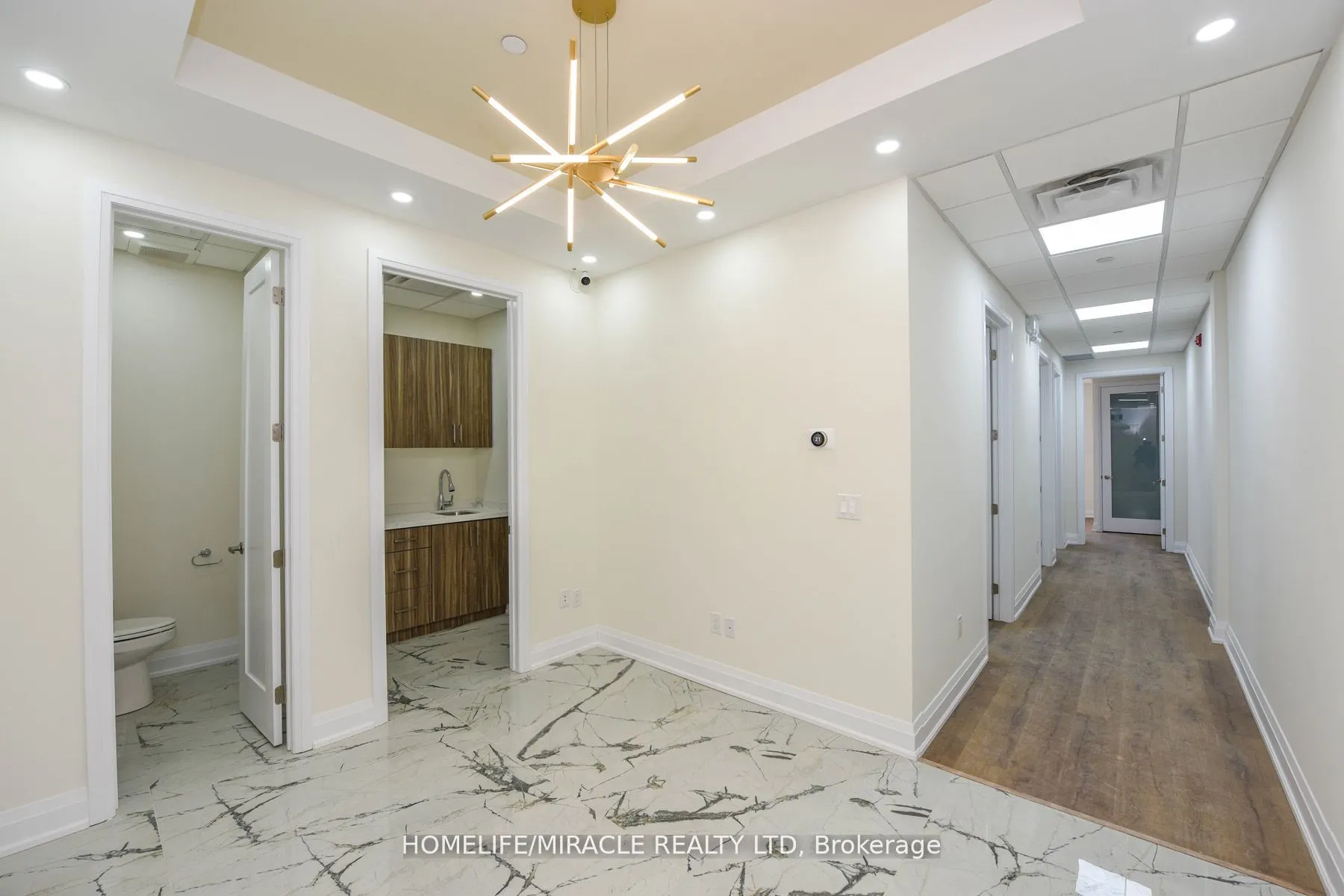 6475 Mayfield Road W, #203
