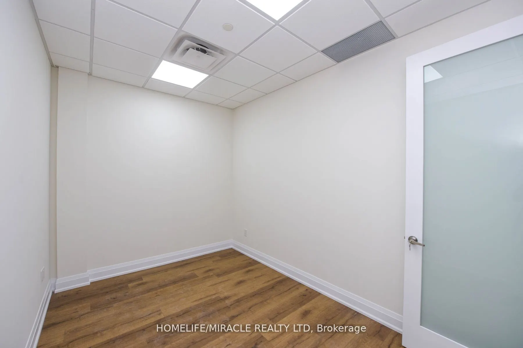 6475 Mayfield Road W, #203