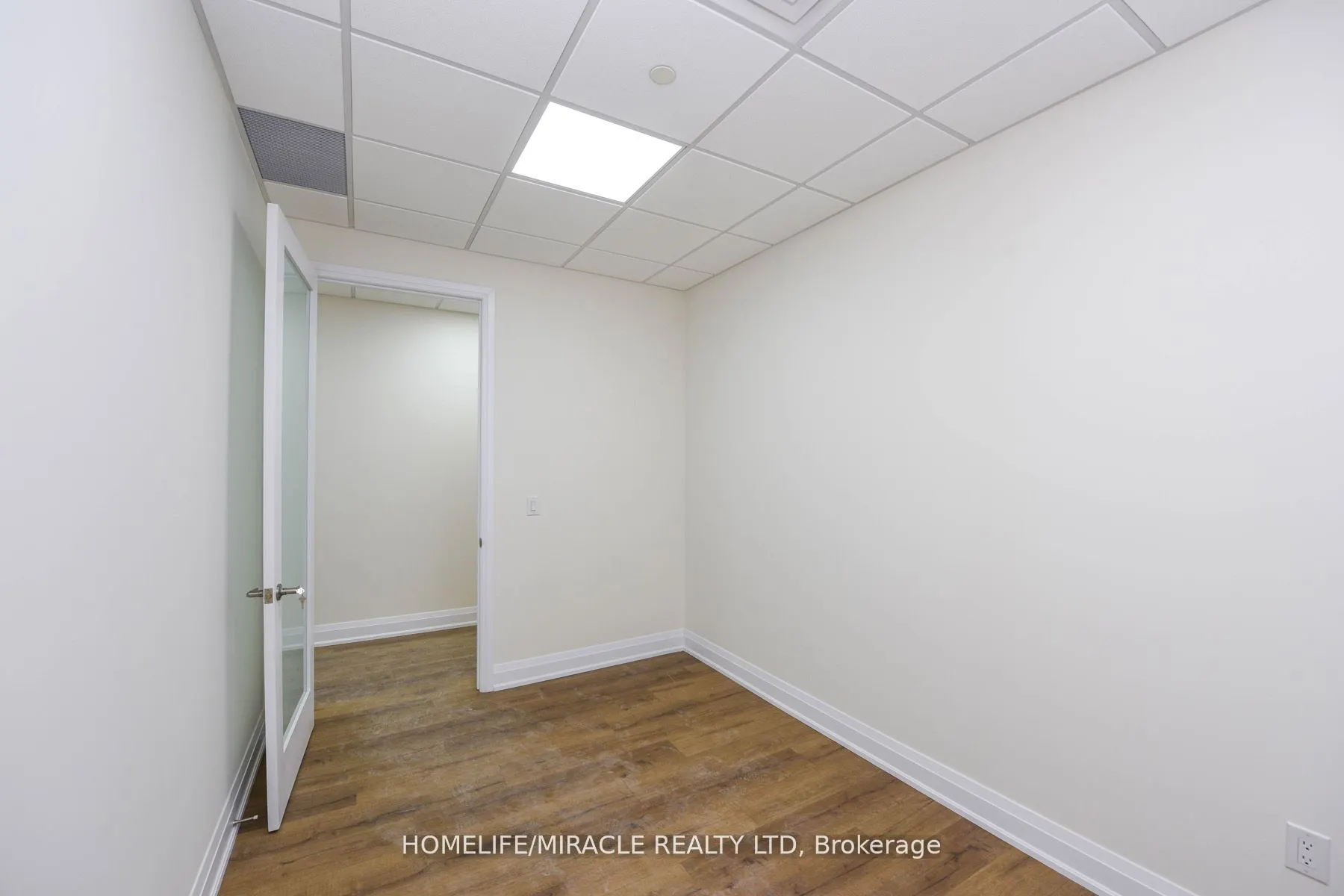 6475 Mayfield Road W, #203