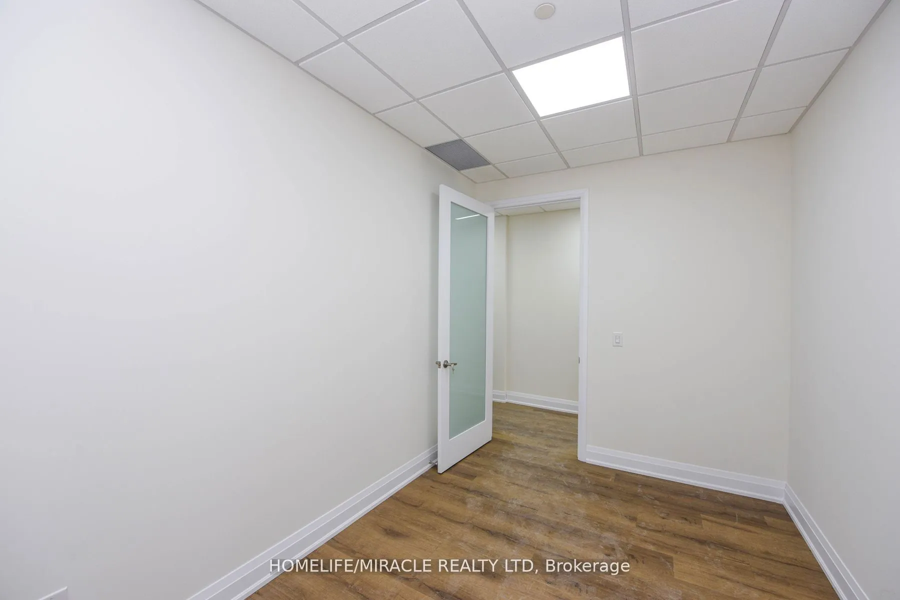 6475 Mayfield Road W, #203