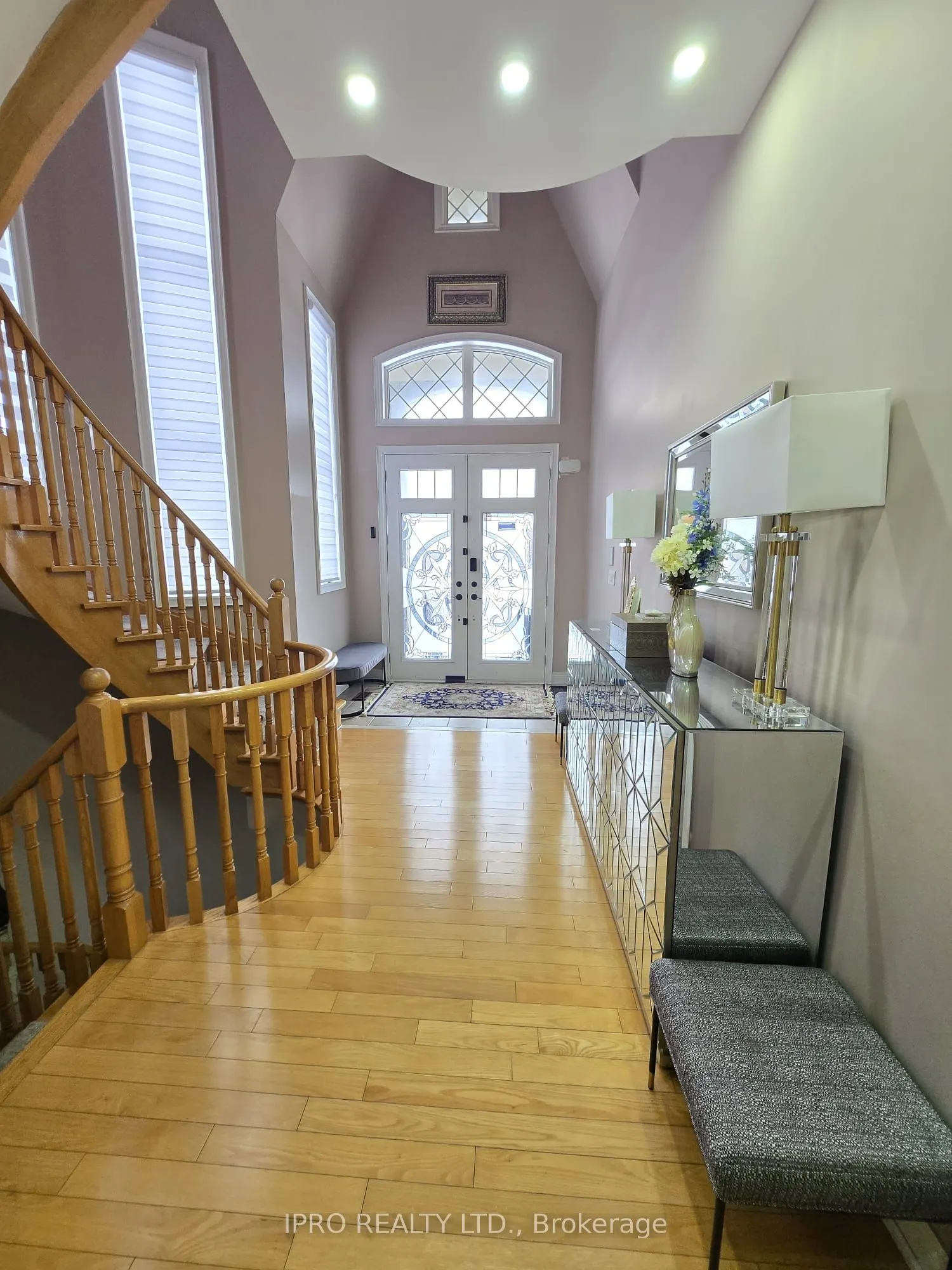 3274 Erin Centre Boulevard