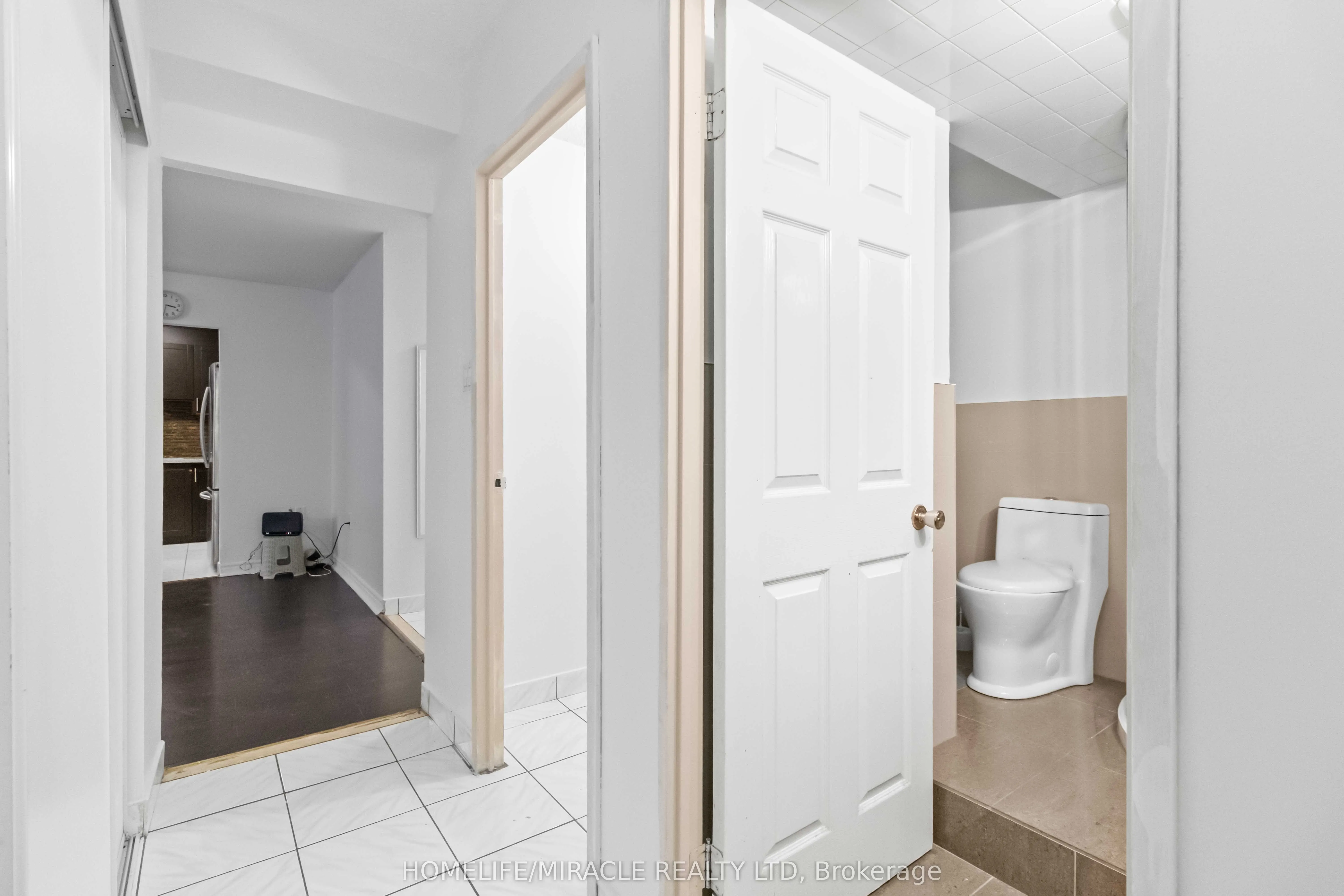 49 Silverstone Drive, #605
