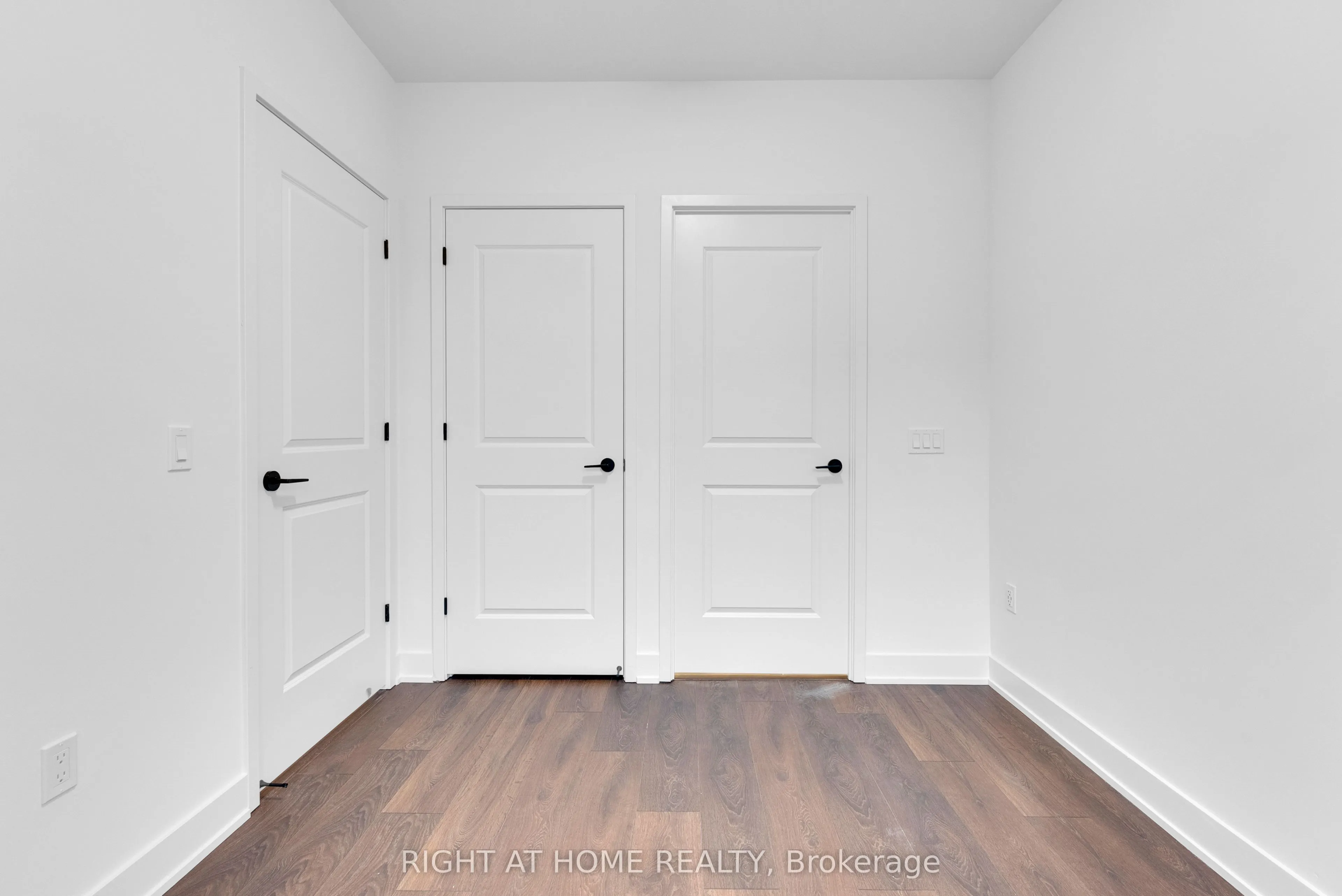 2343 Khalsa Gate, #833