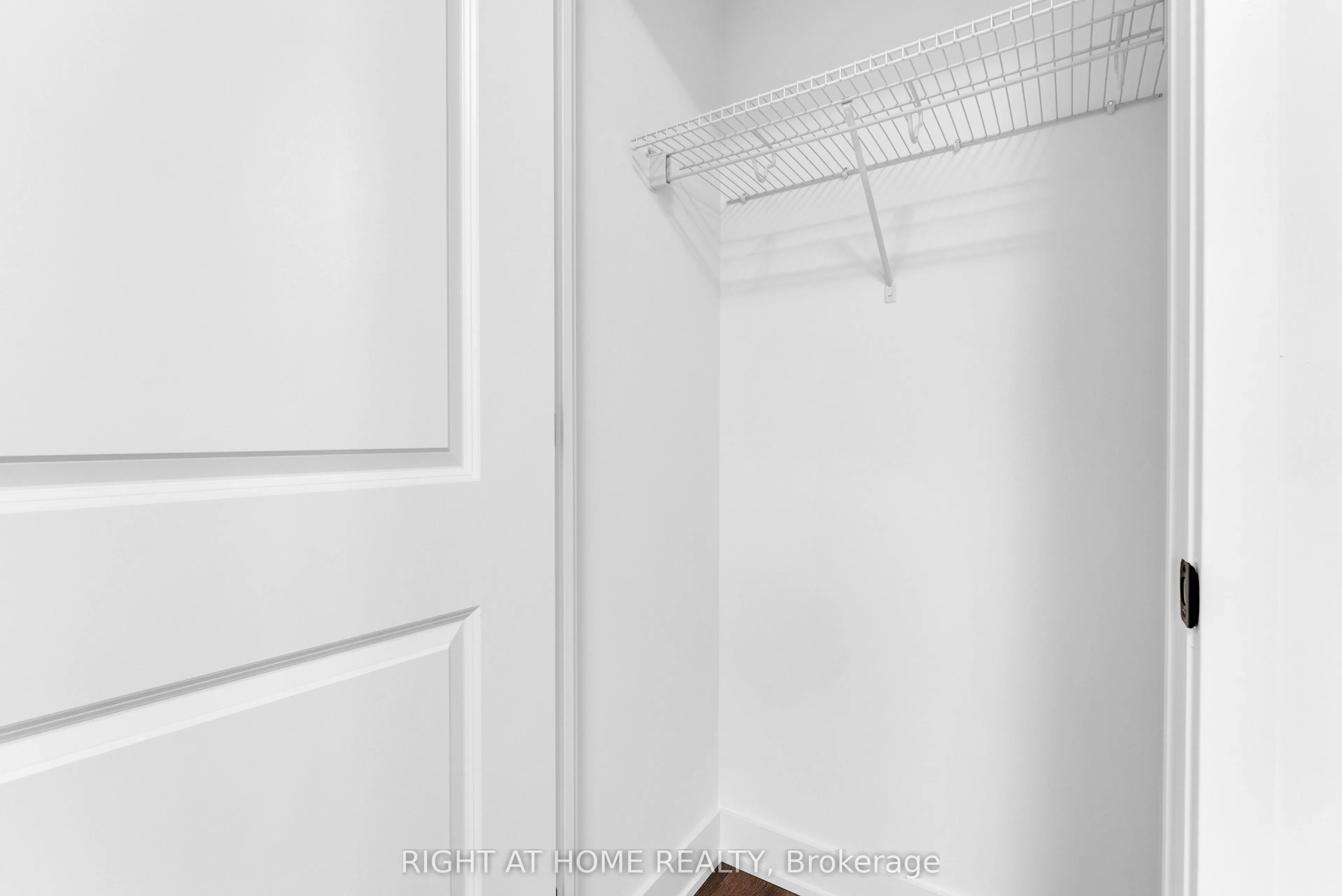 2343 Khalsa Gate, #833
