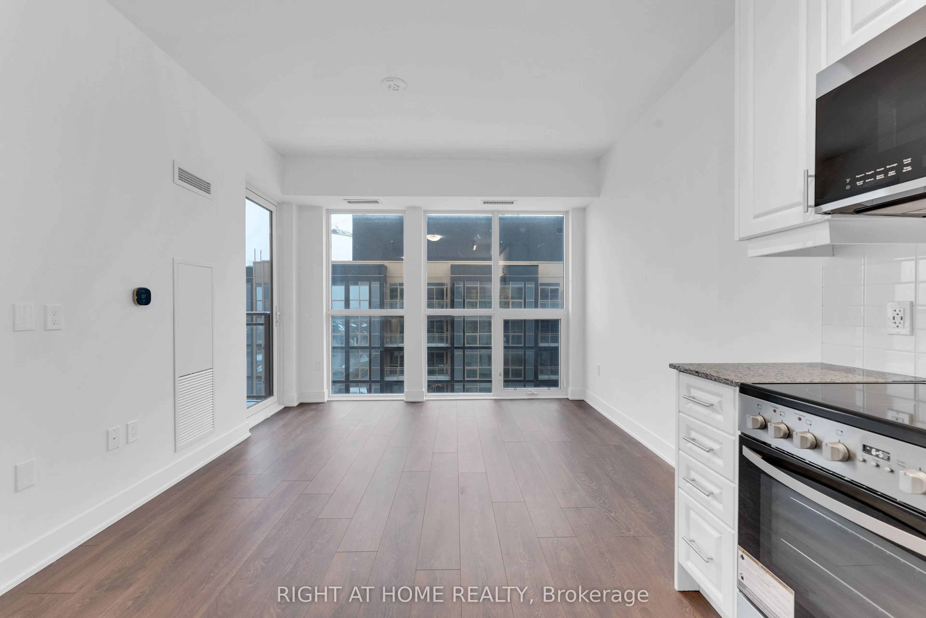 2343 Khalsa Gate, #833