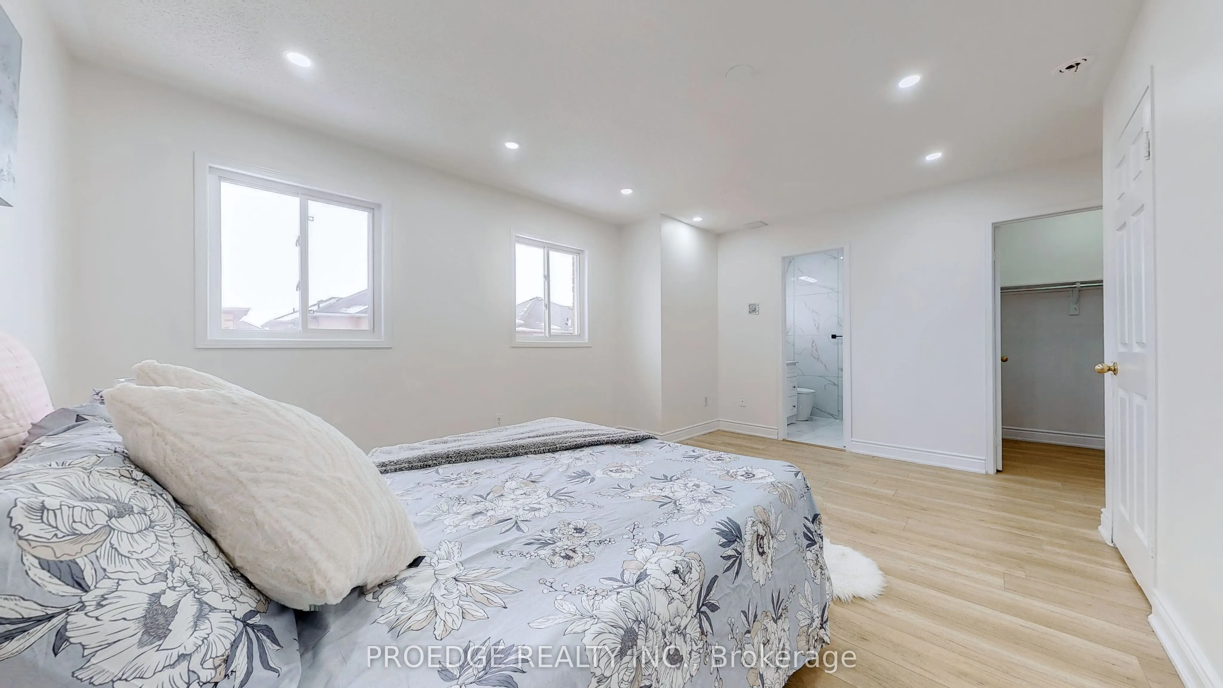31 Luella Crescent
