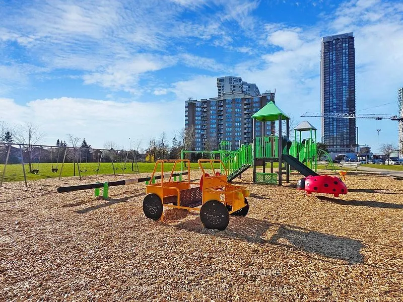 3883 Quartz Road, #601
