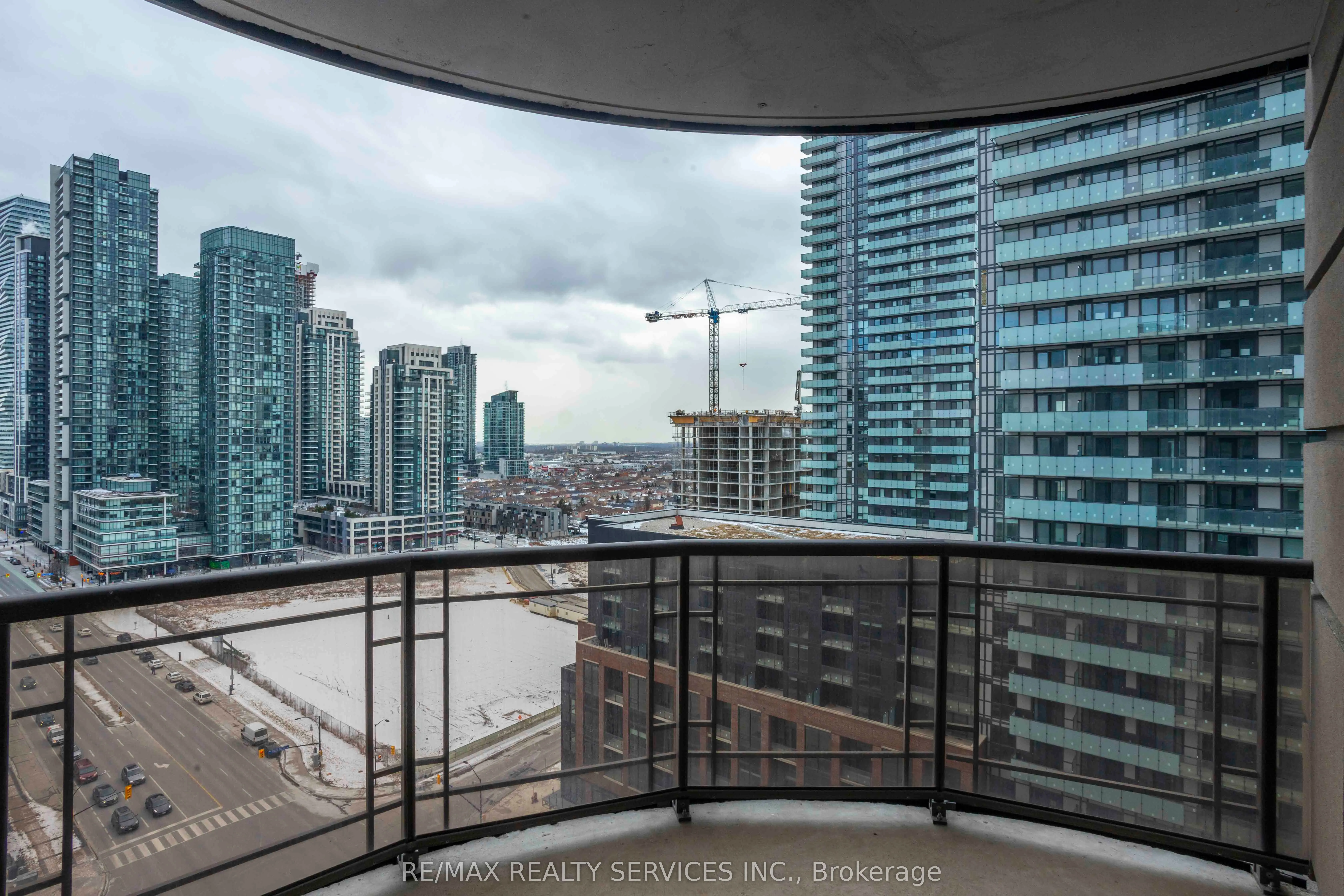 385 Prince Of Wales Drive, #1408