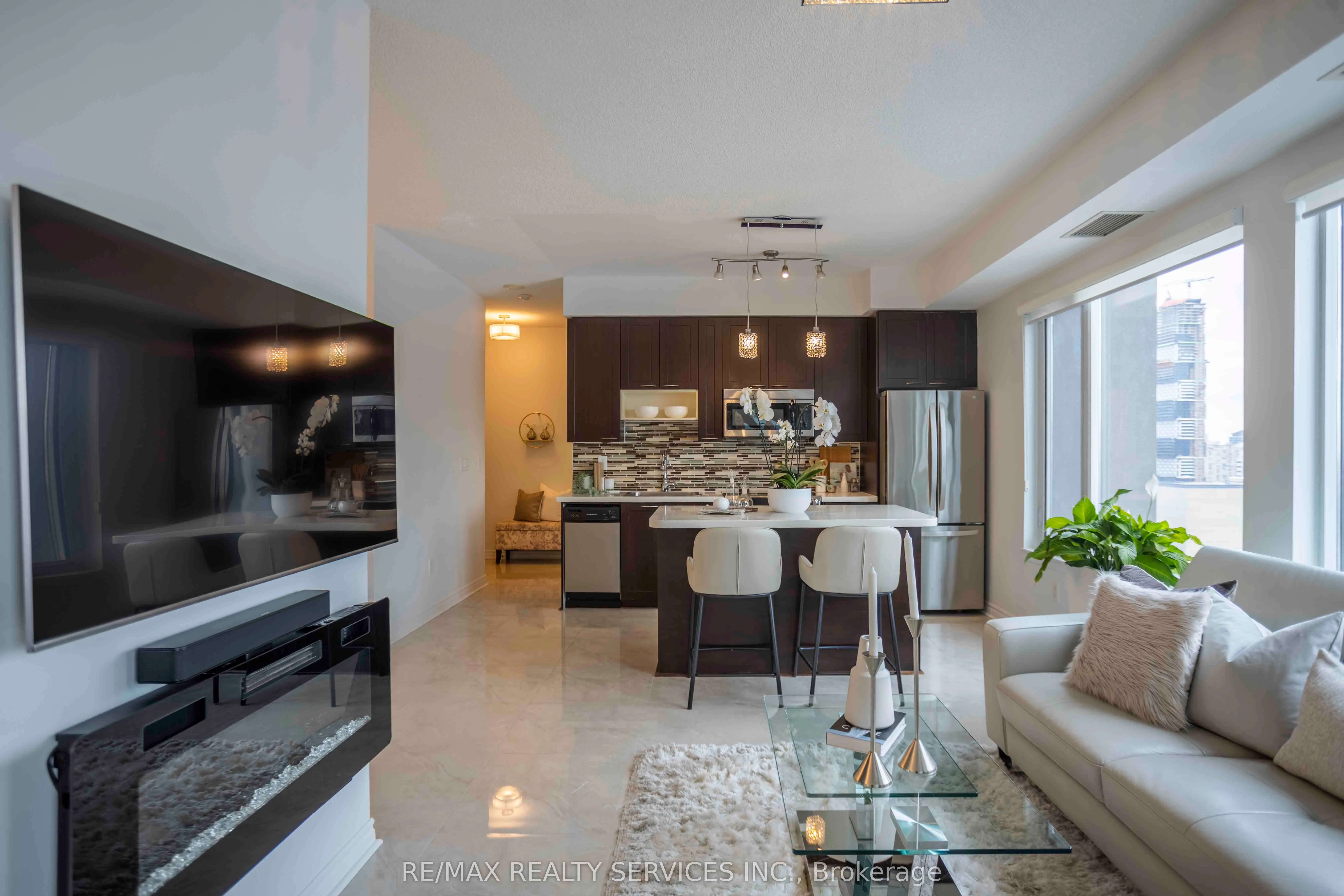 385 Prince Of Wales Drive, #1408
