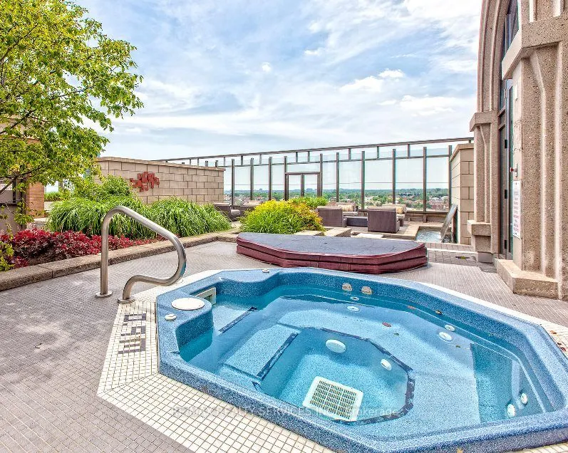 385 Prince Of Wales Drive, #1408