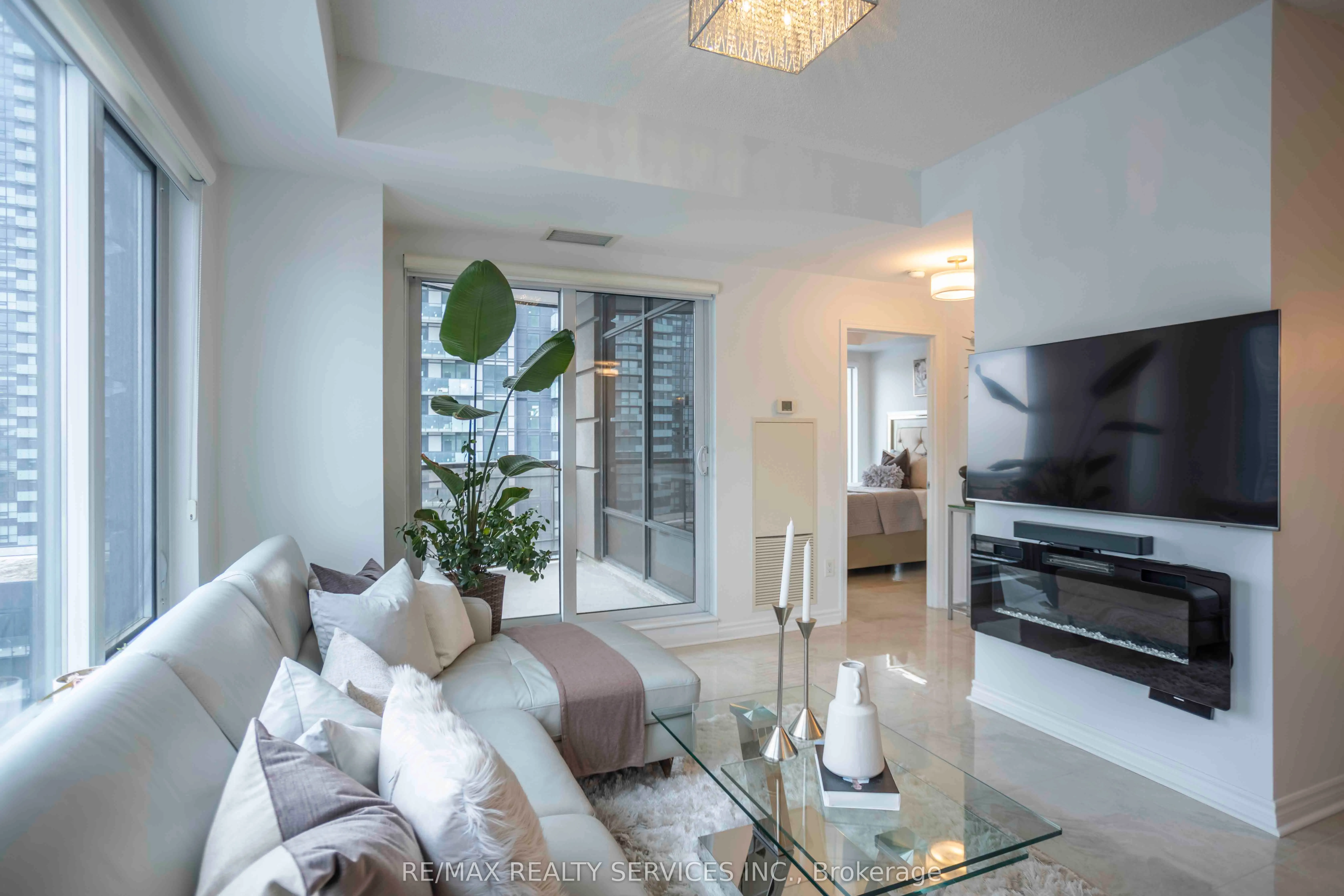 385 Prince Of Wales Drive, #1408