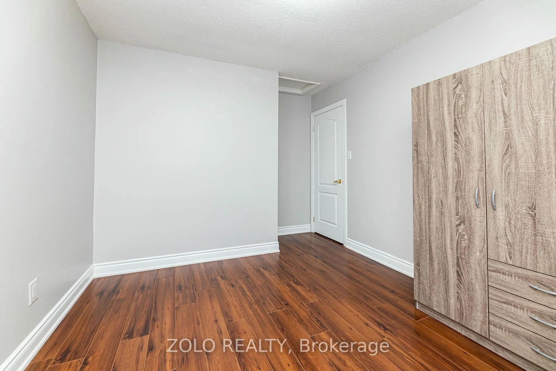 51 Newbridge Crescent