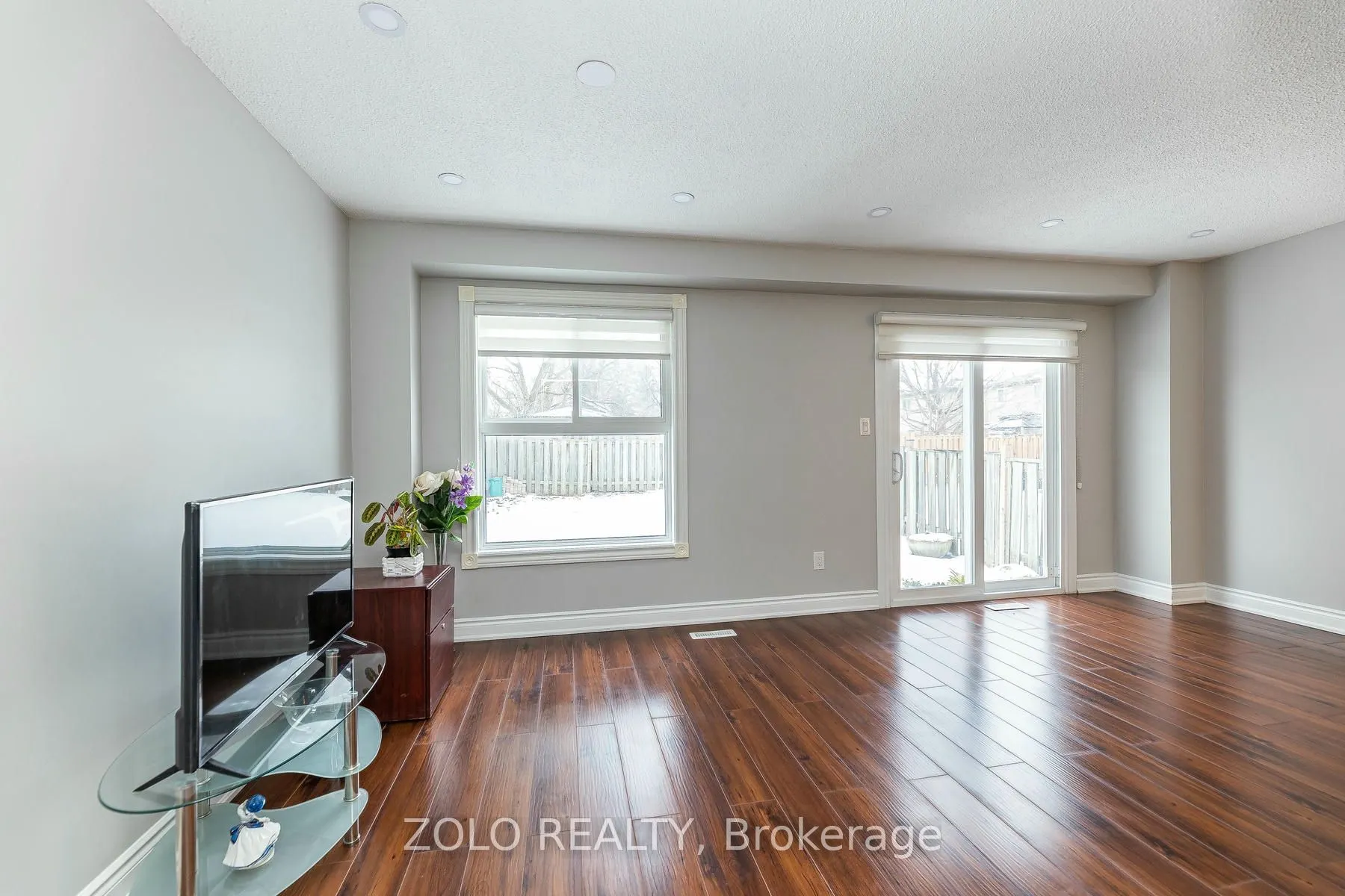 51 Newbridge Crescent