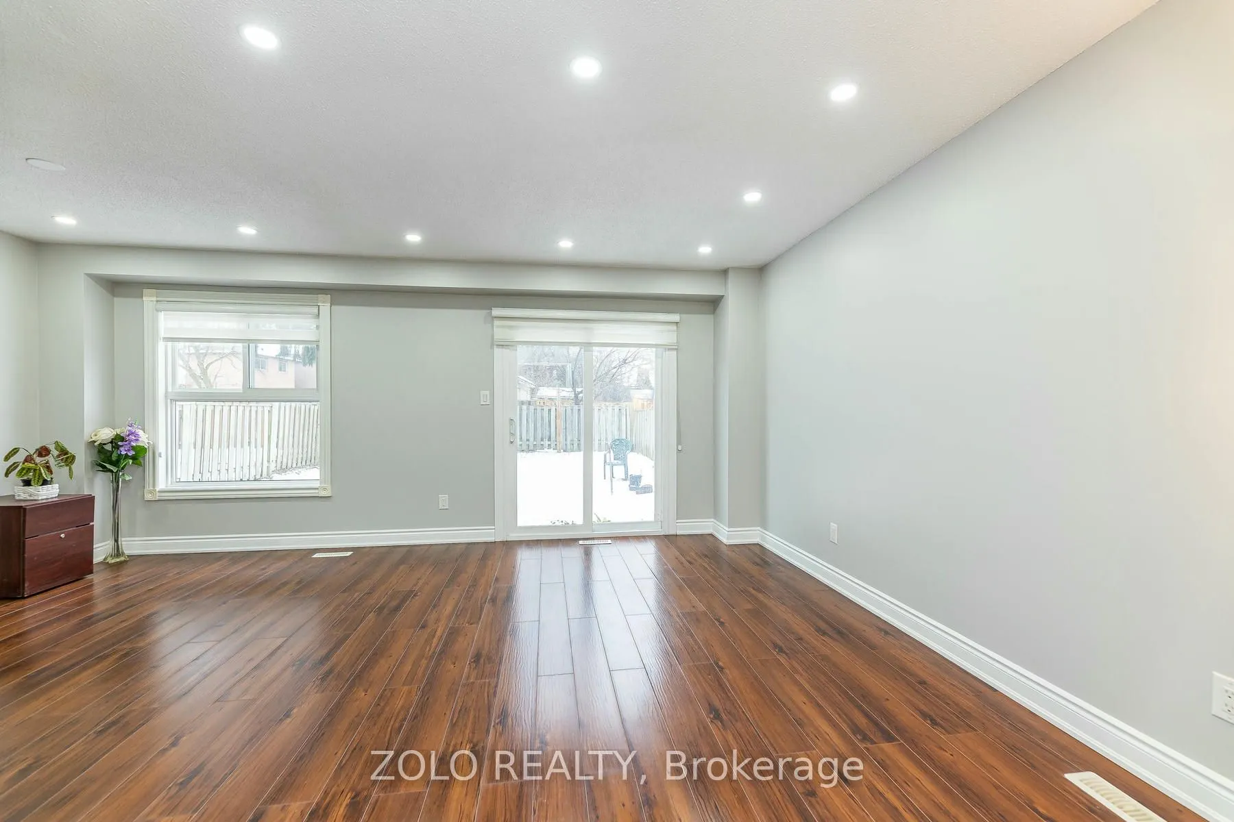 51 Newbridge Crescent