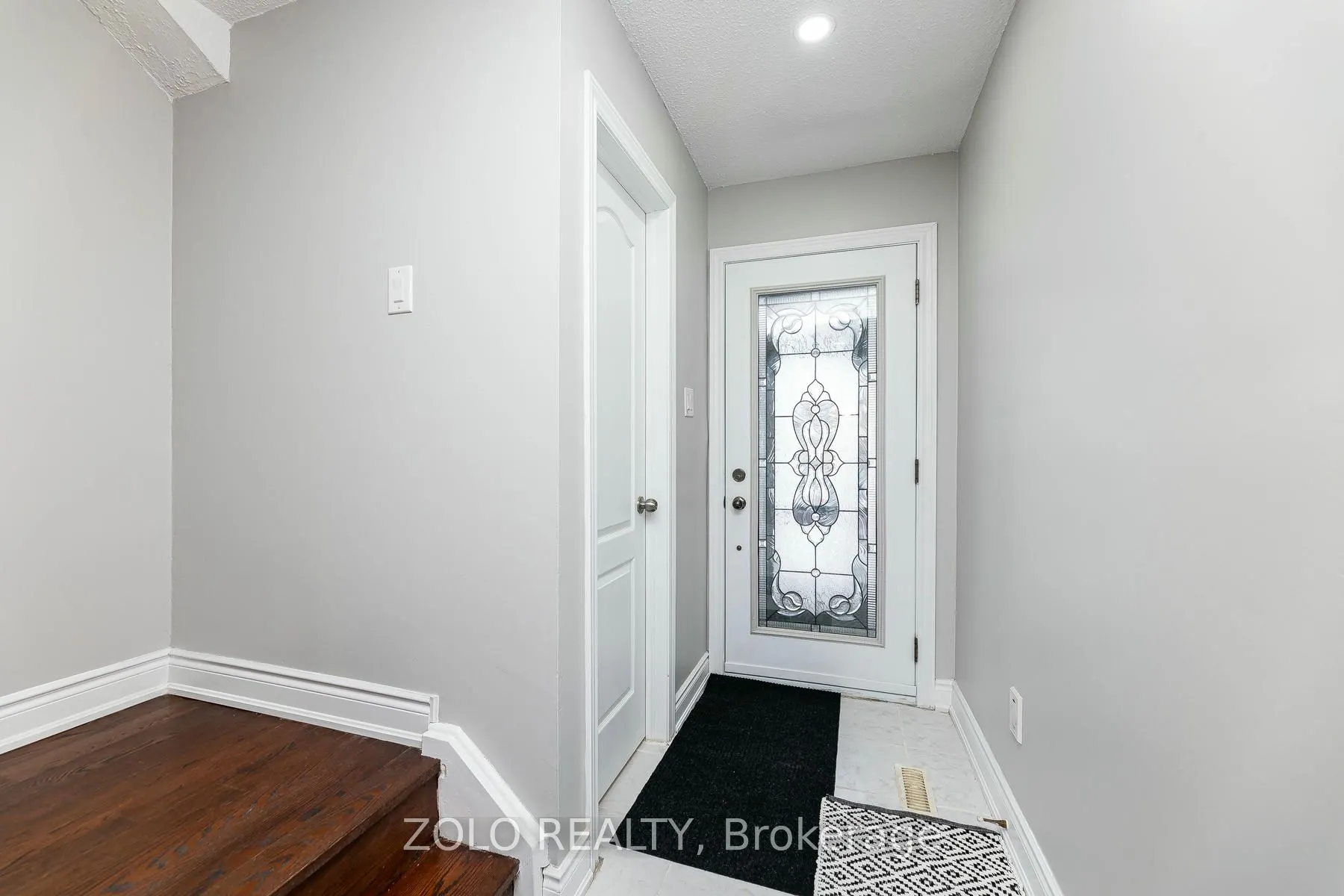 51 Newbridge Crescent