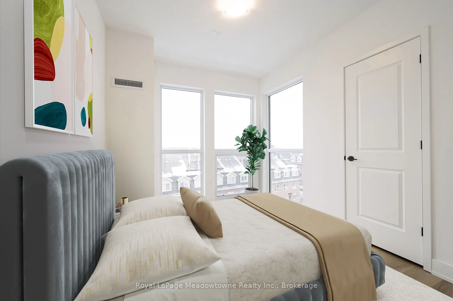 2343 Khalsa Gate, #618
