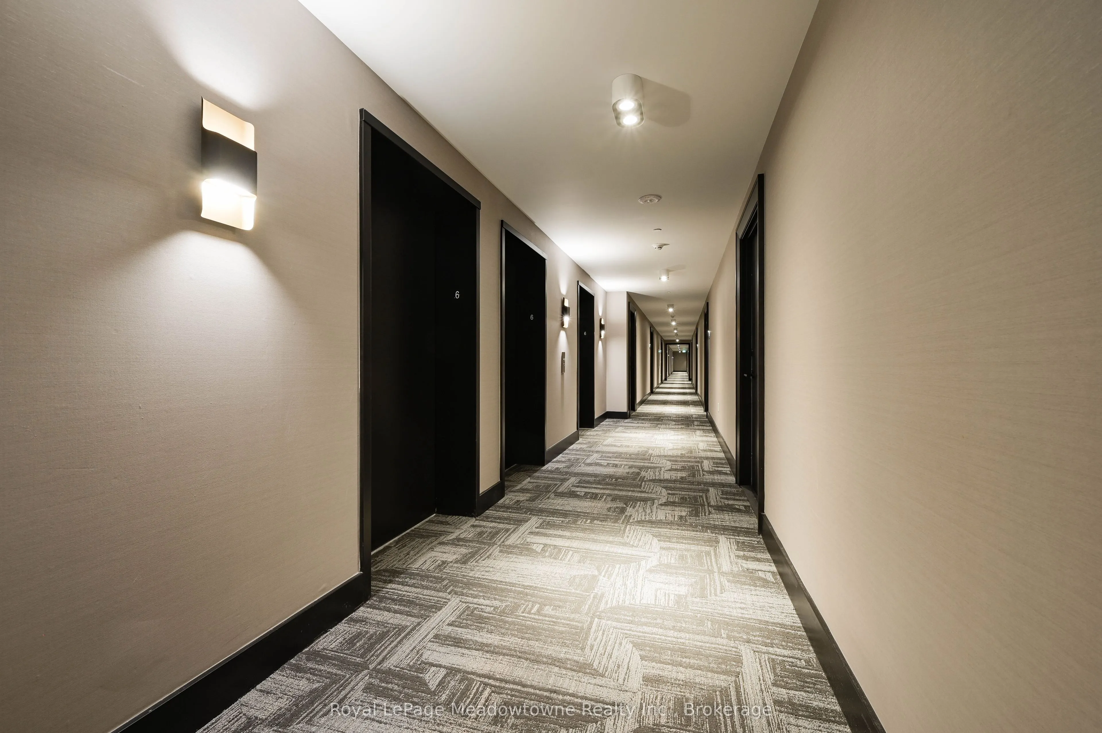 2343 Khalsa Gate, #618