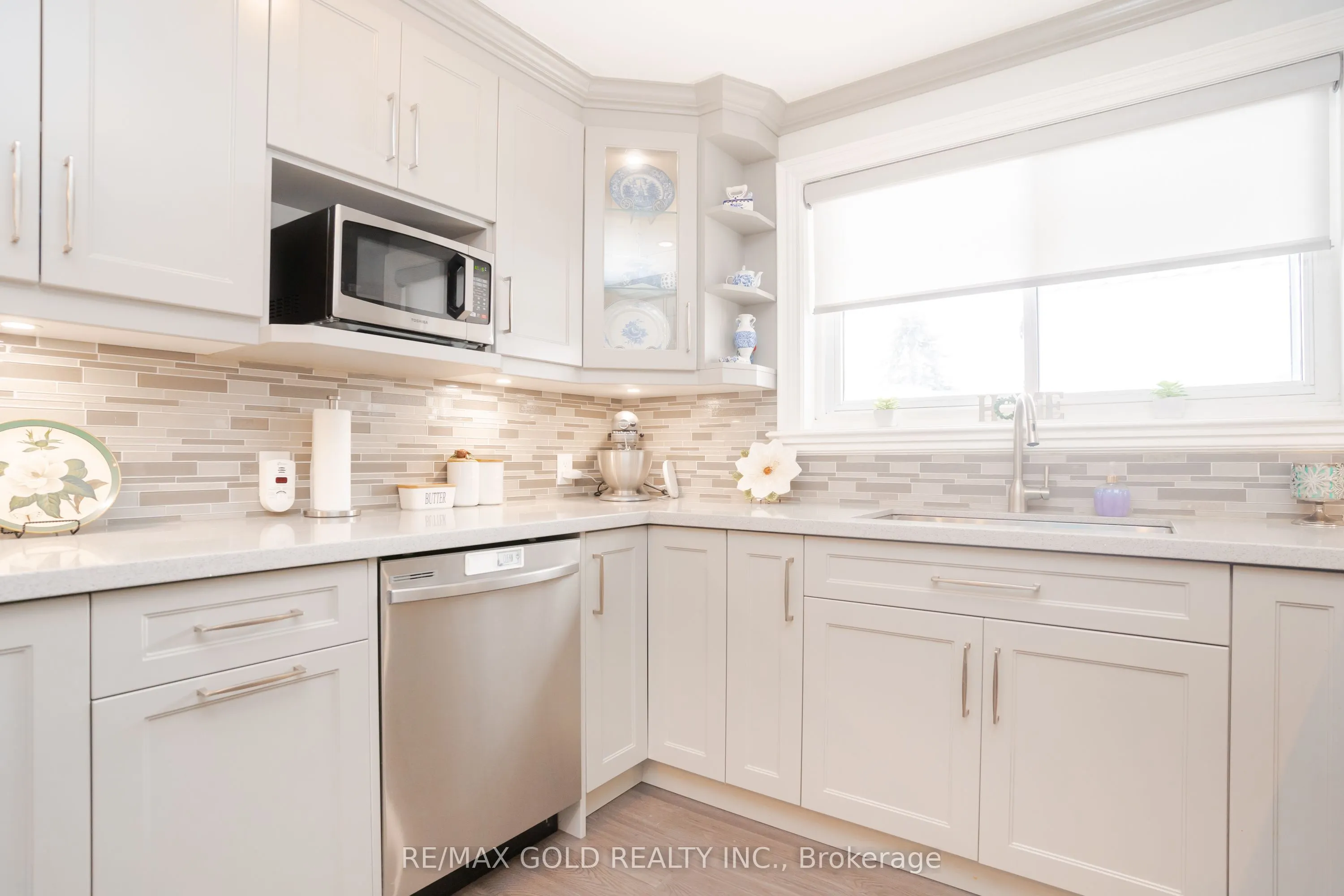 15 Castlemore Drive