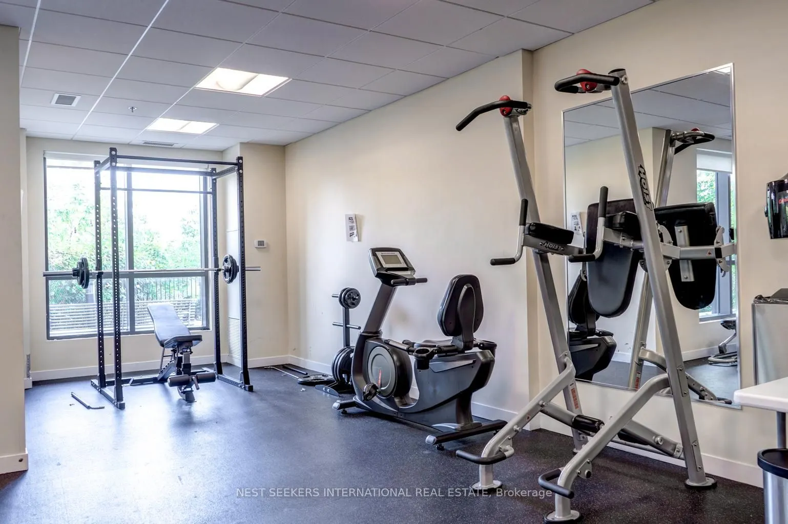 840 Queens Plate Drive, #102