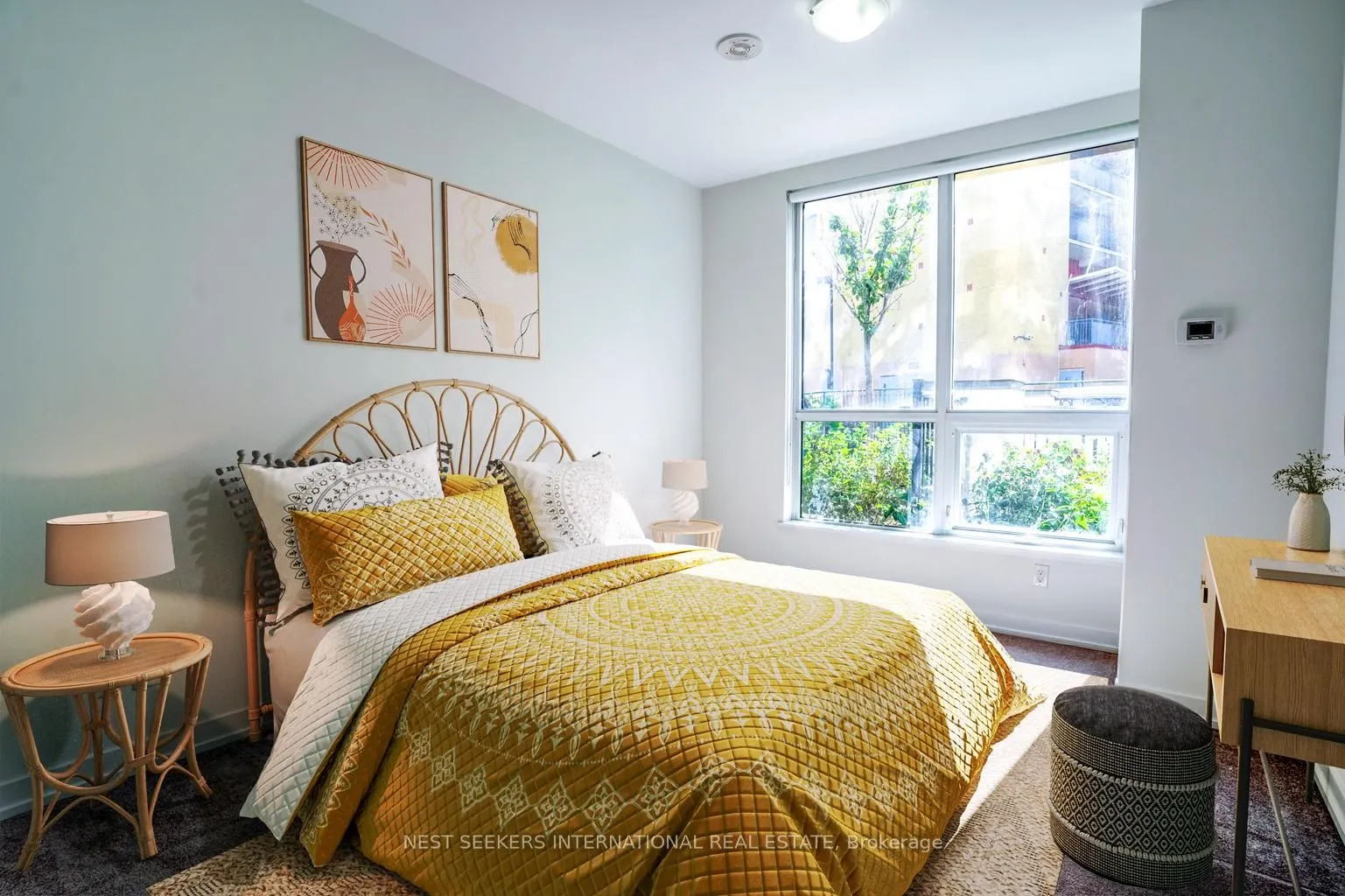 840 Queens Plate Drive, #102