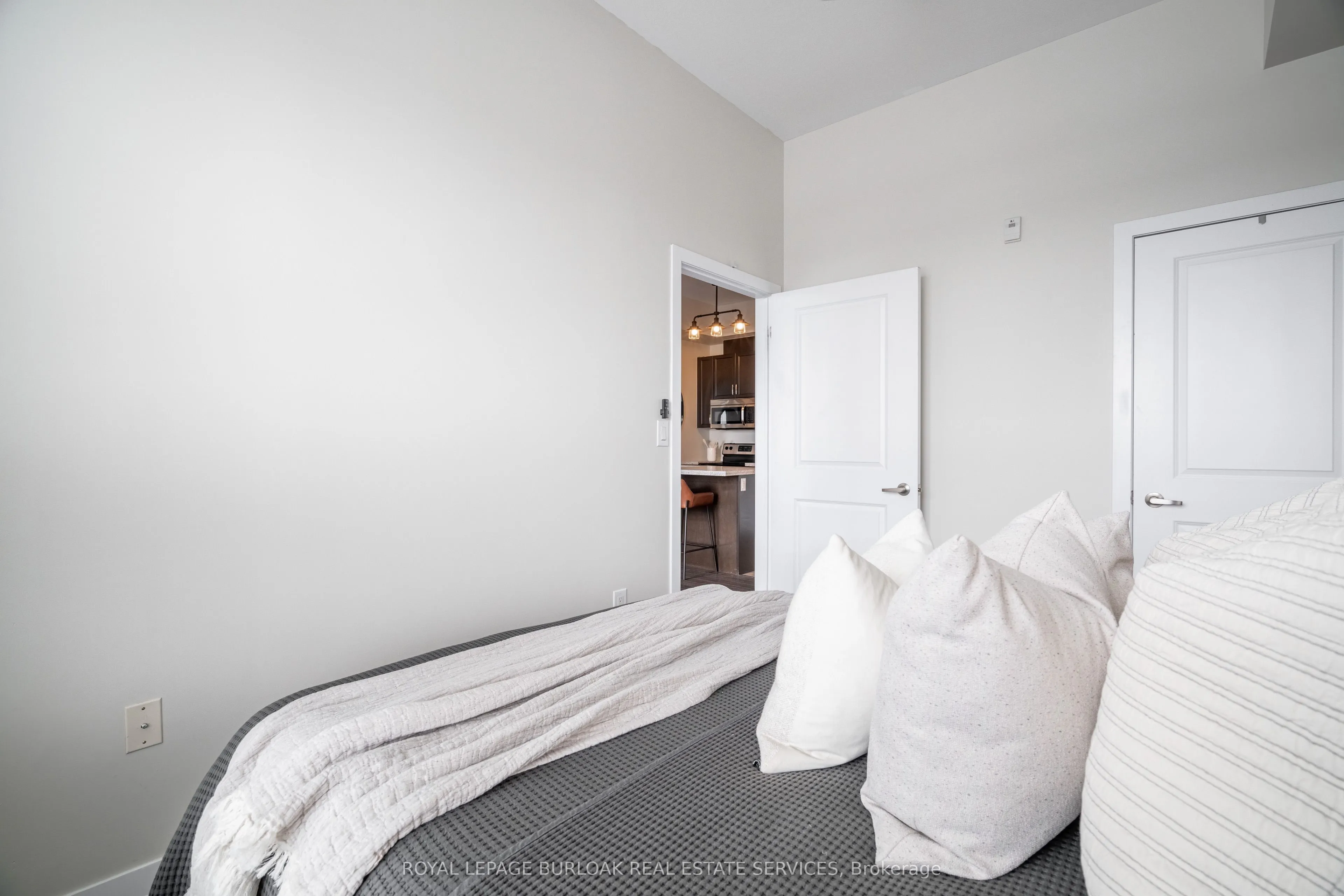 5020 Corporate Drive, #408