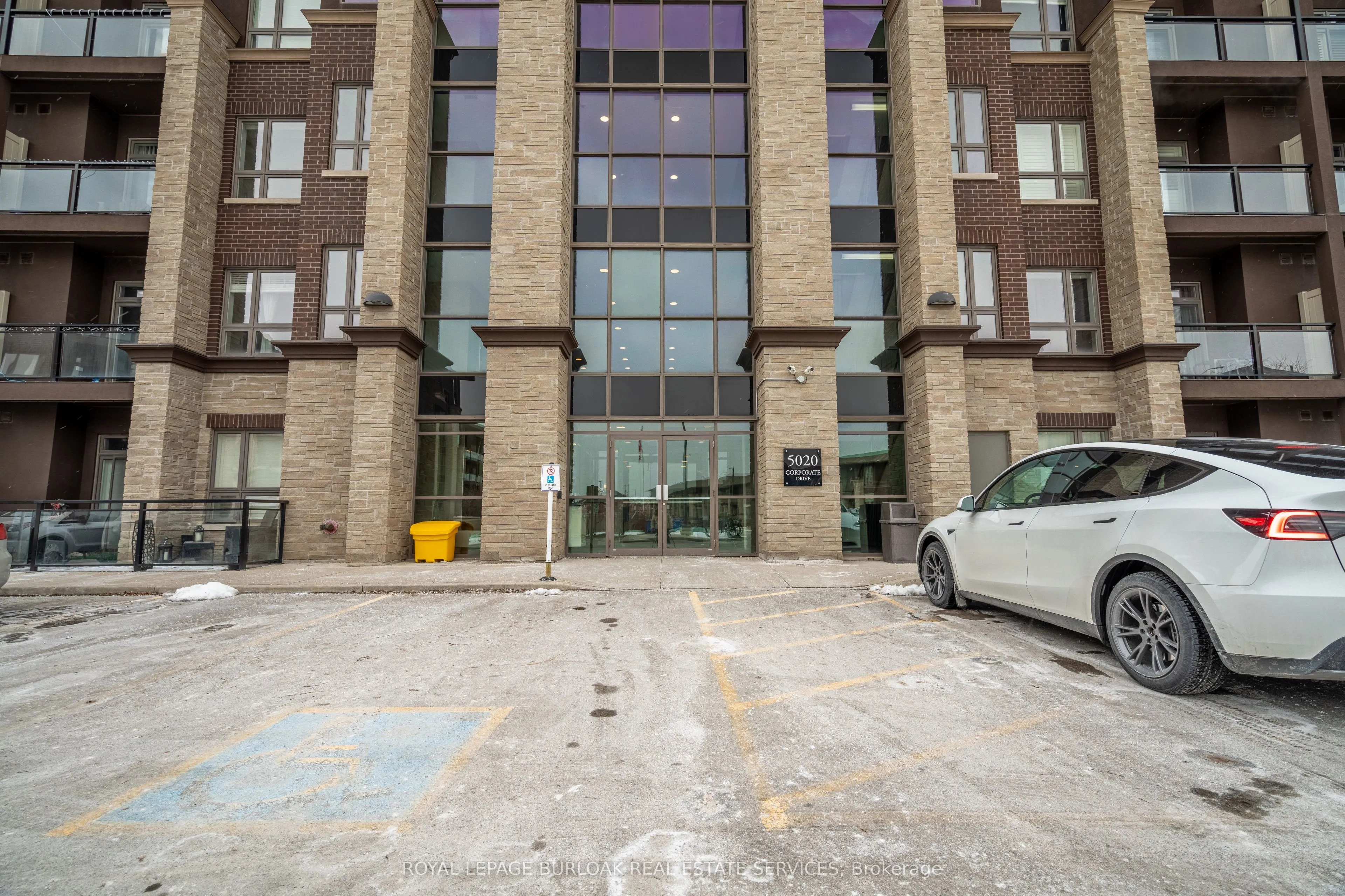 5020 Corporate Drive, #408