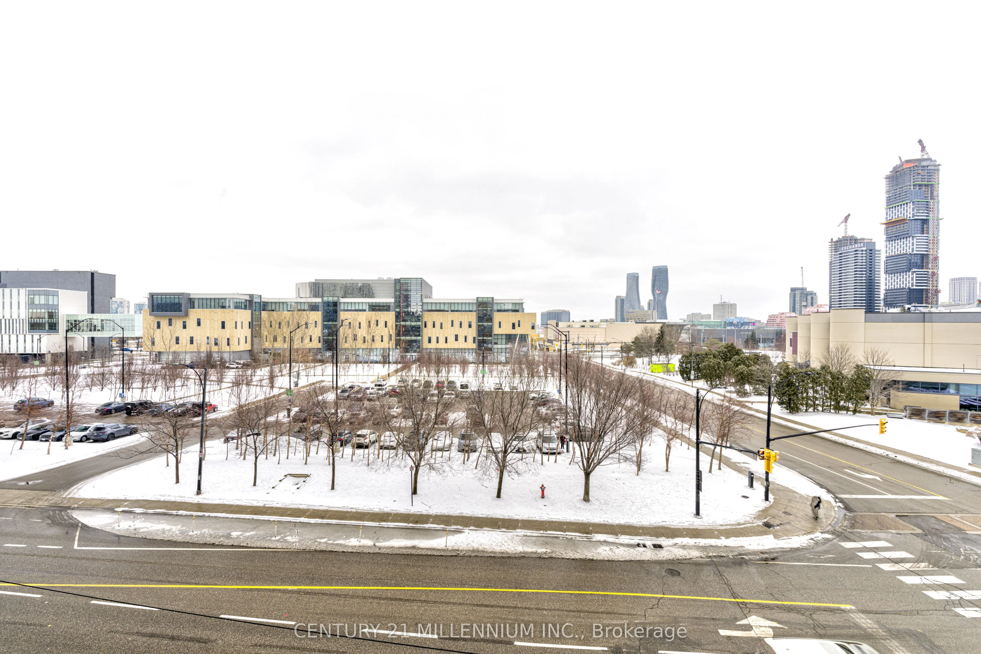 365 Prince Of Wales Drive, #411