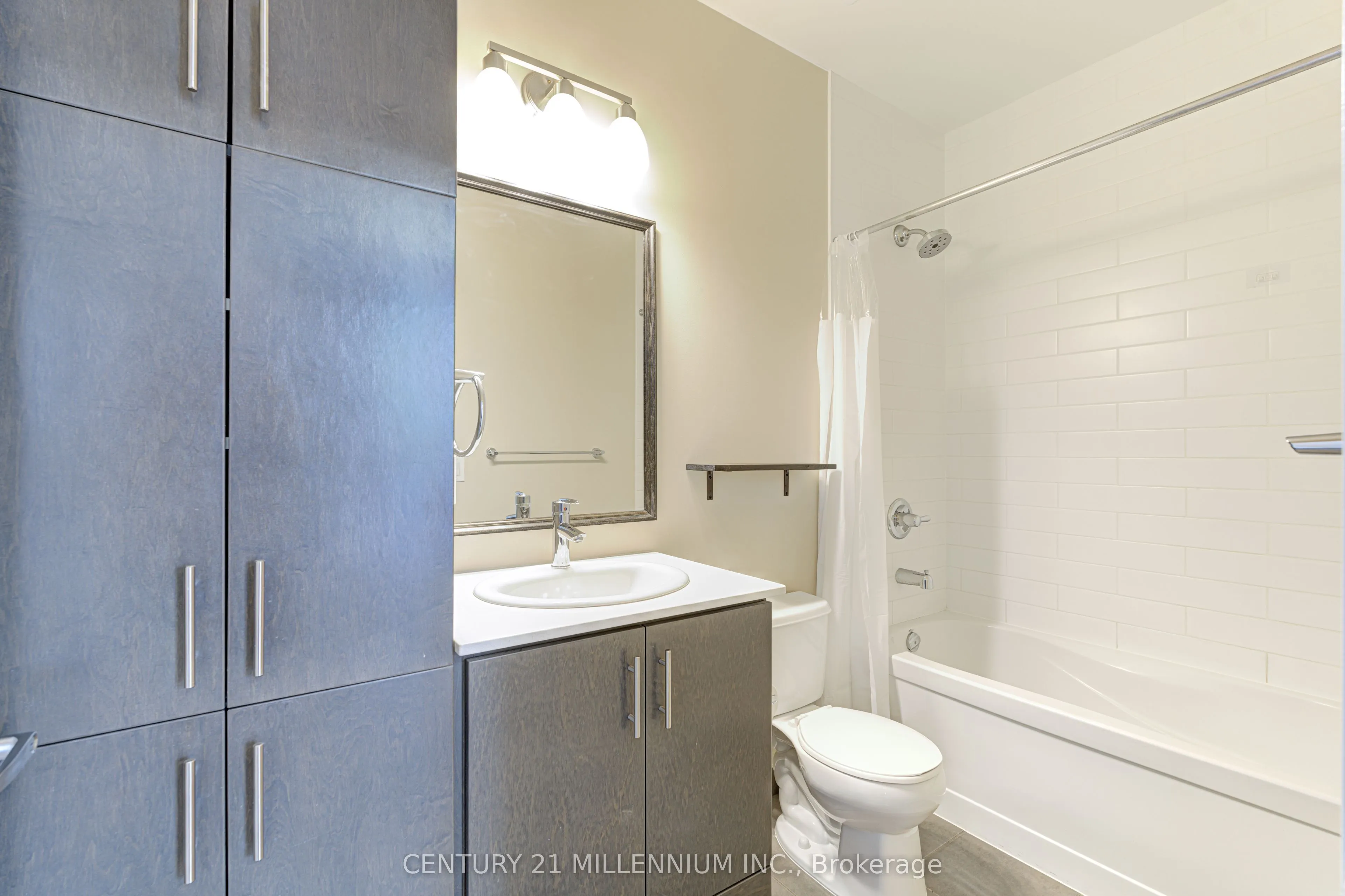 365 Prince Of Wales Drive, #411