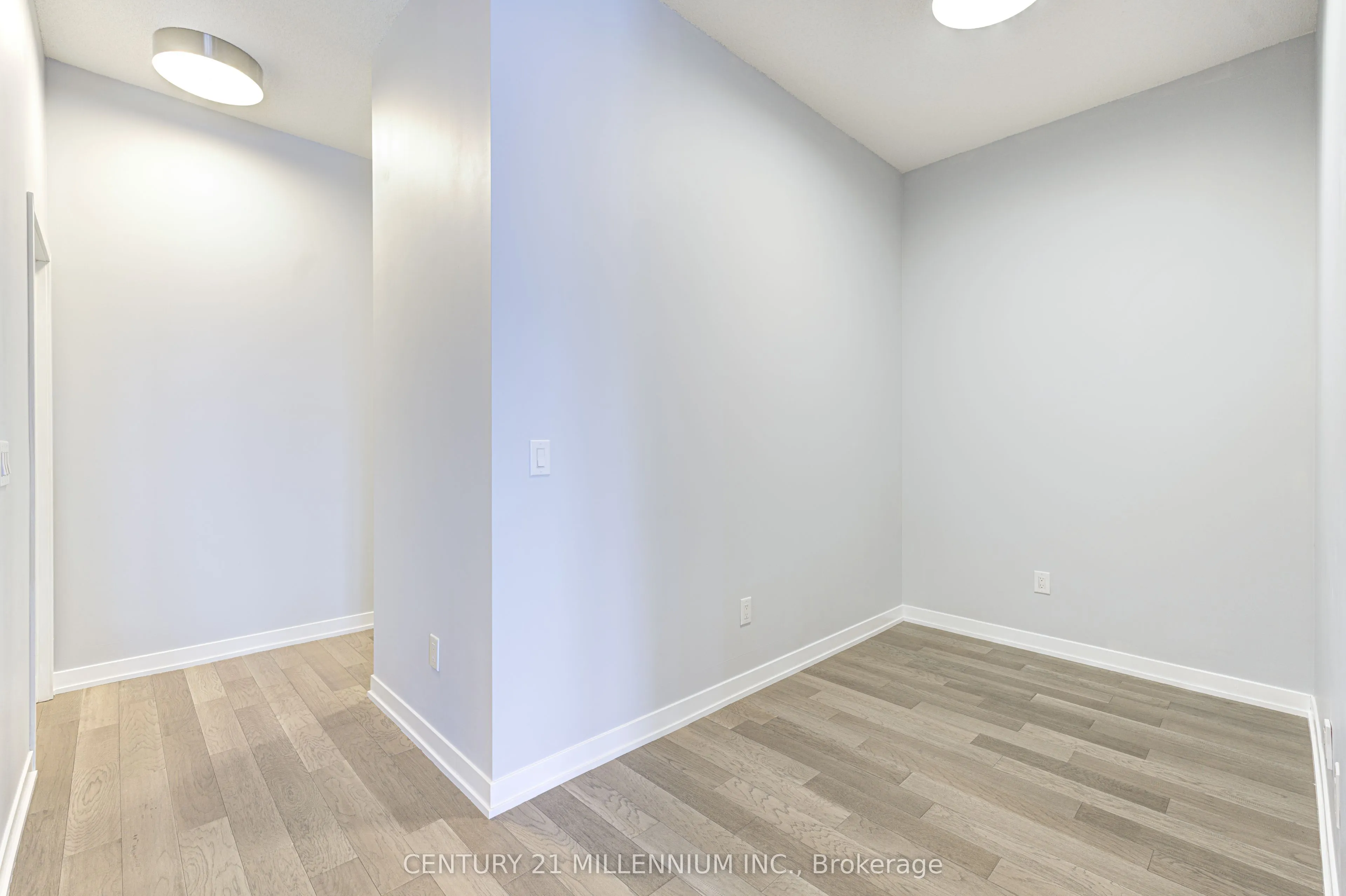 365 Prince Of Wales Drive, #411