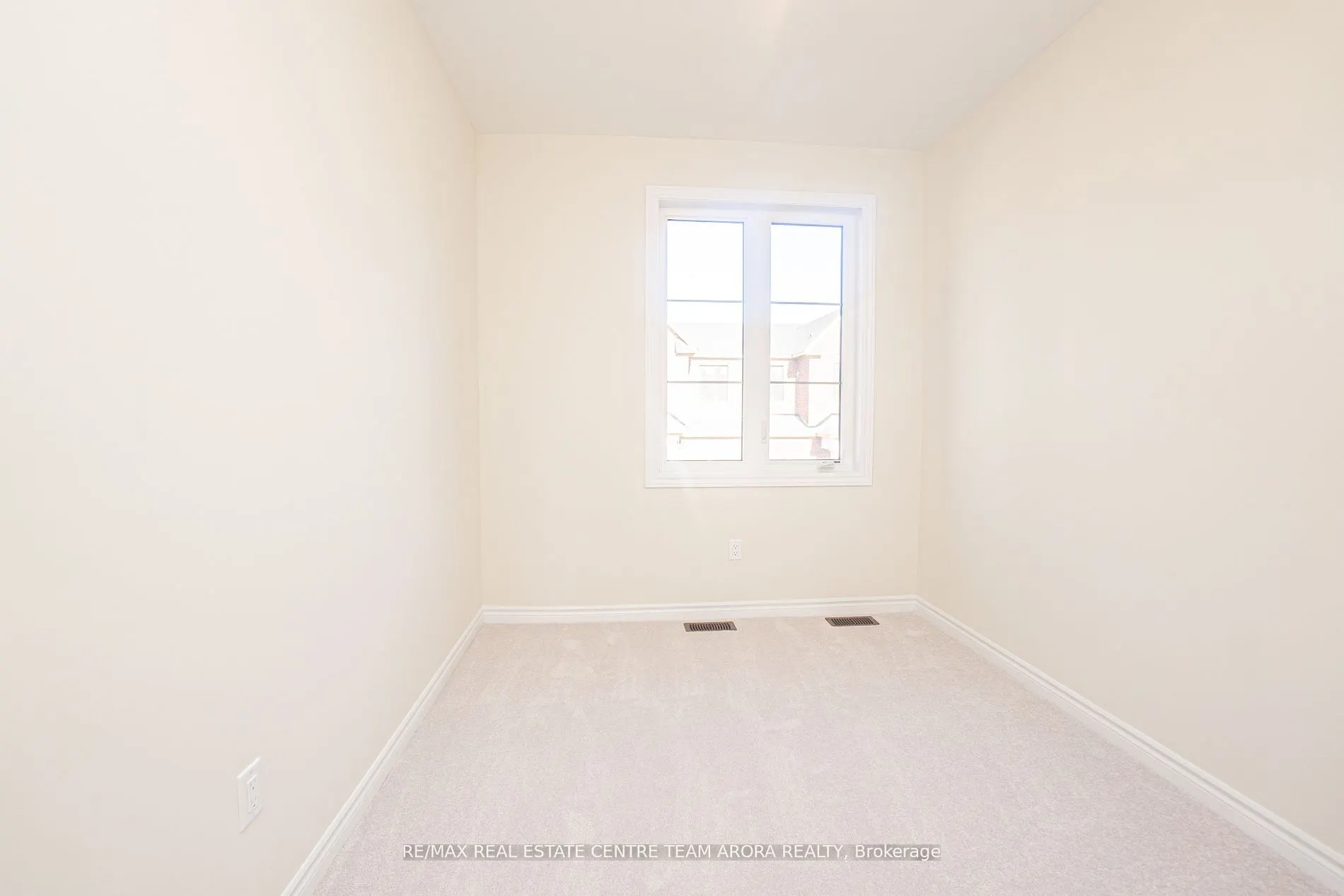 1420 Oakmont Common