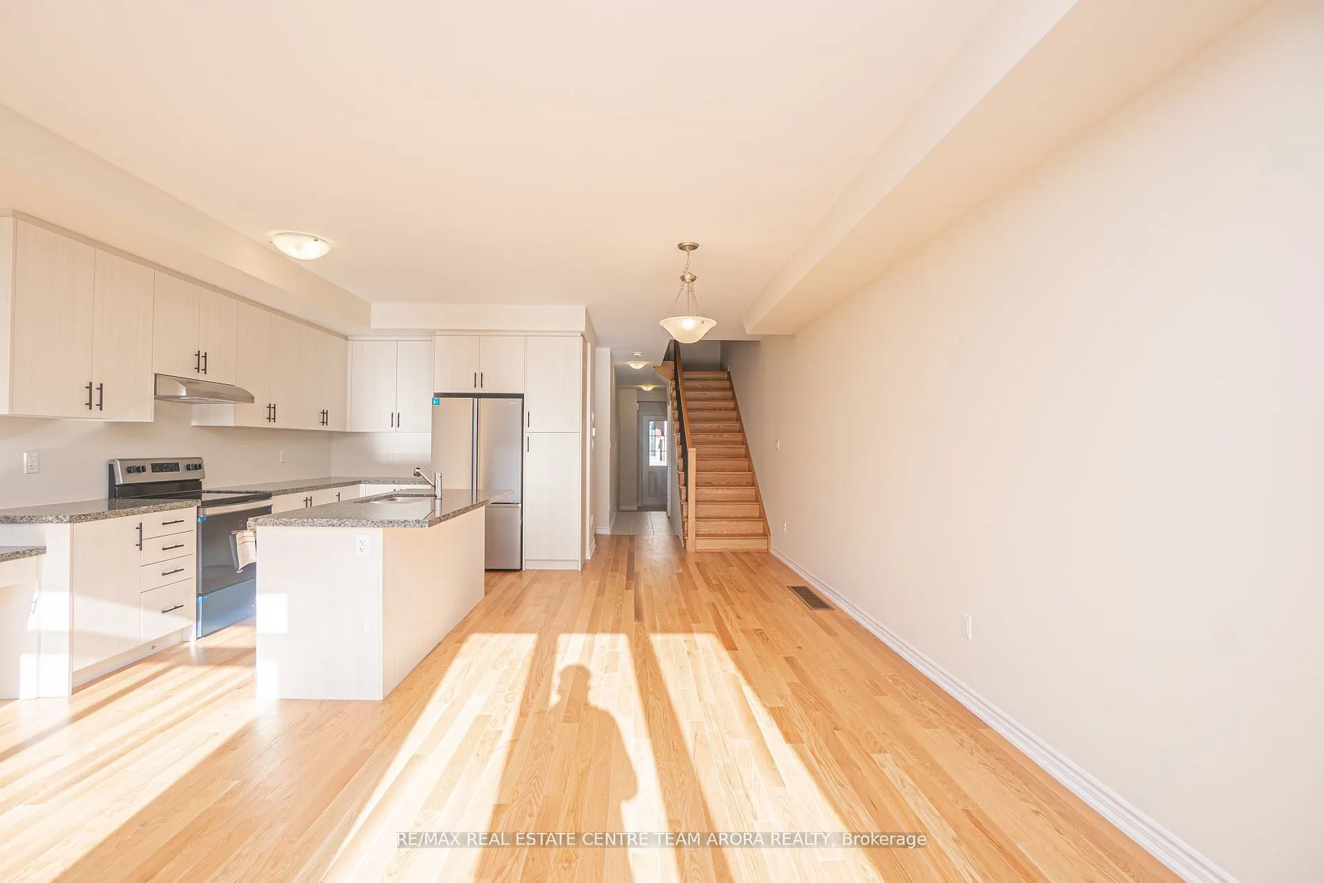 1420 Oakmont Common