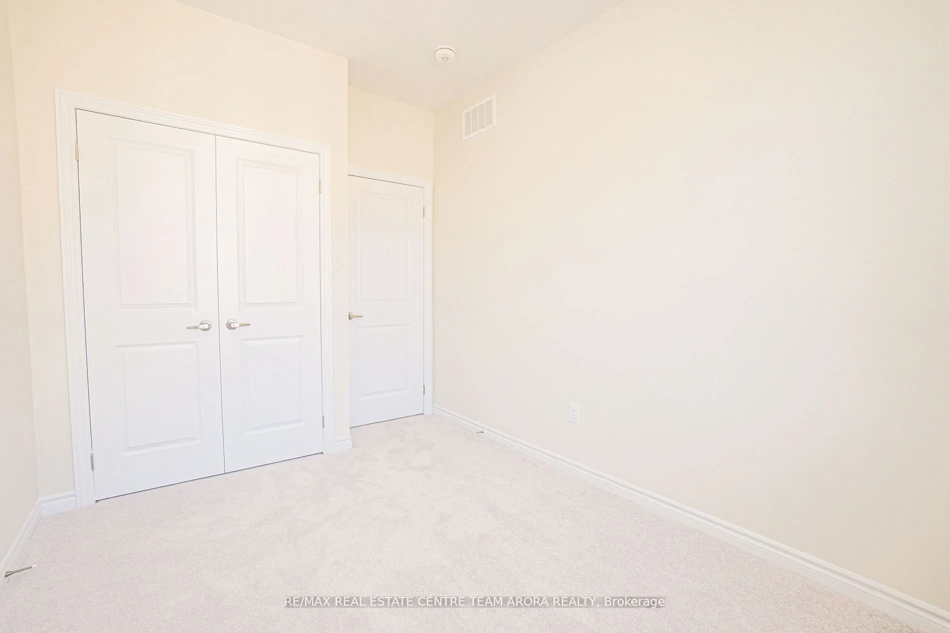 1420 Oakmont Common