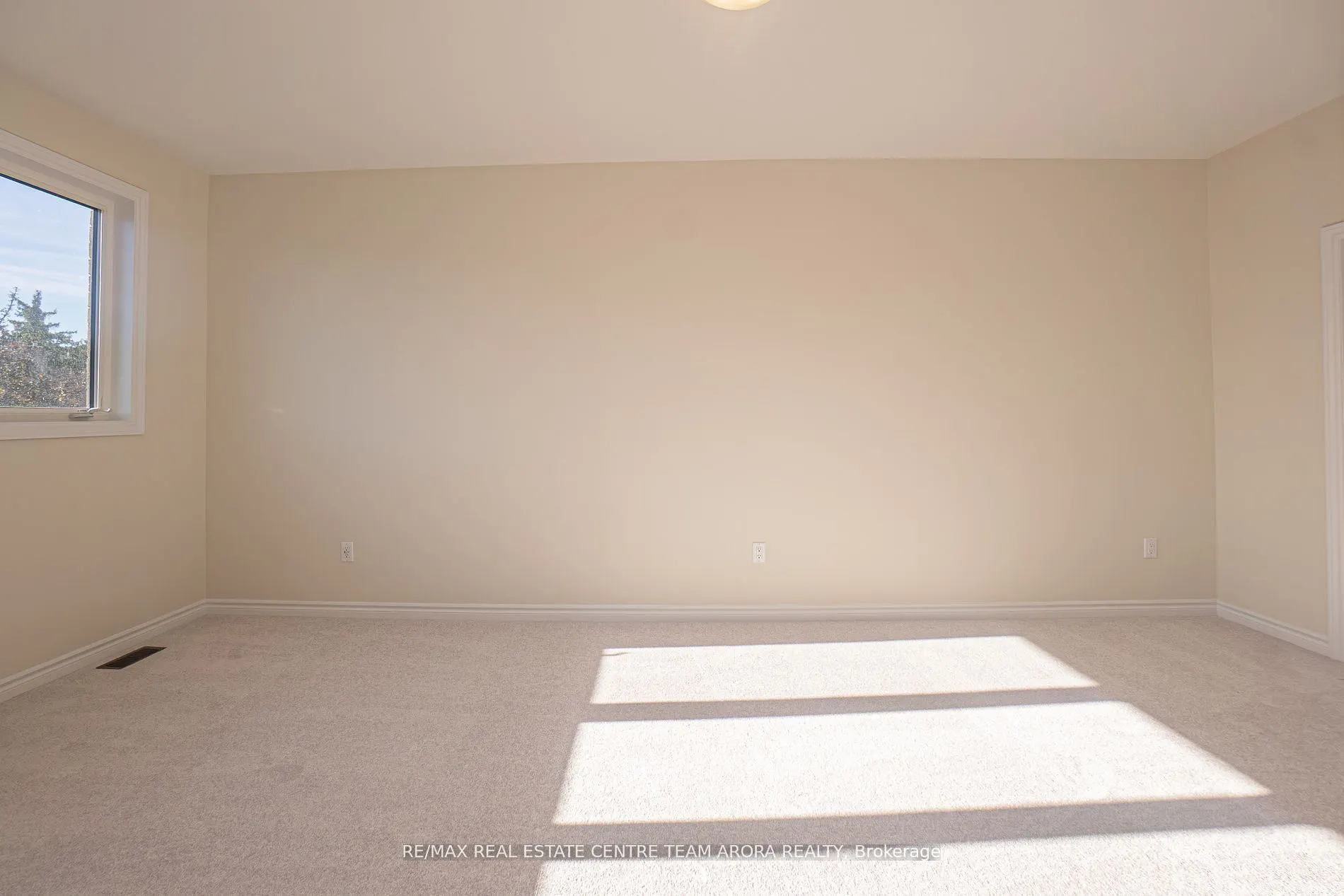 1420 Oakmont Common