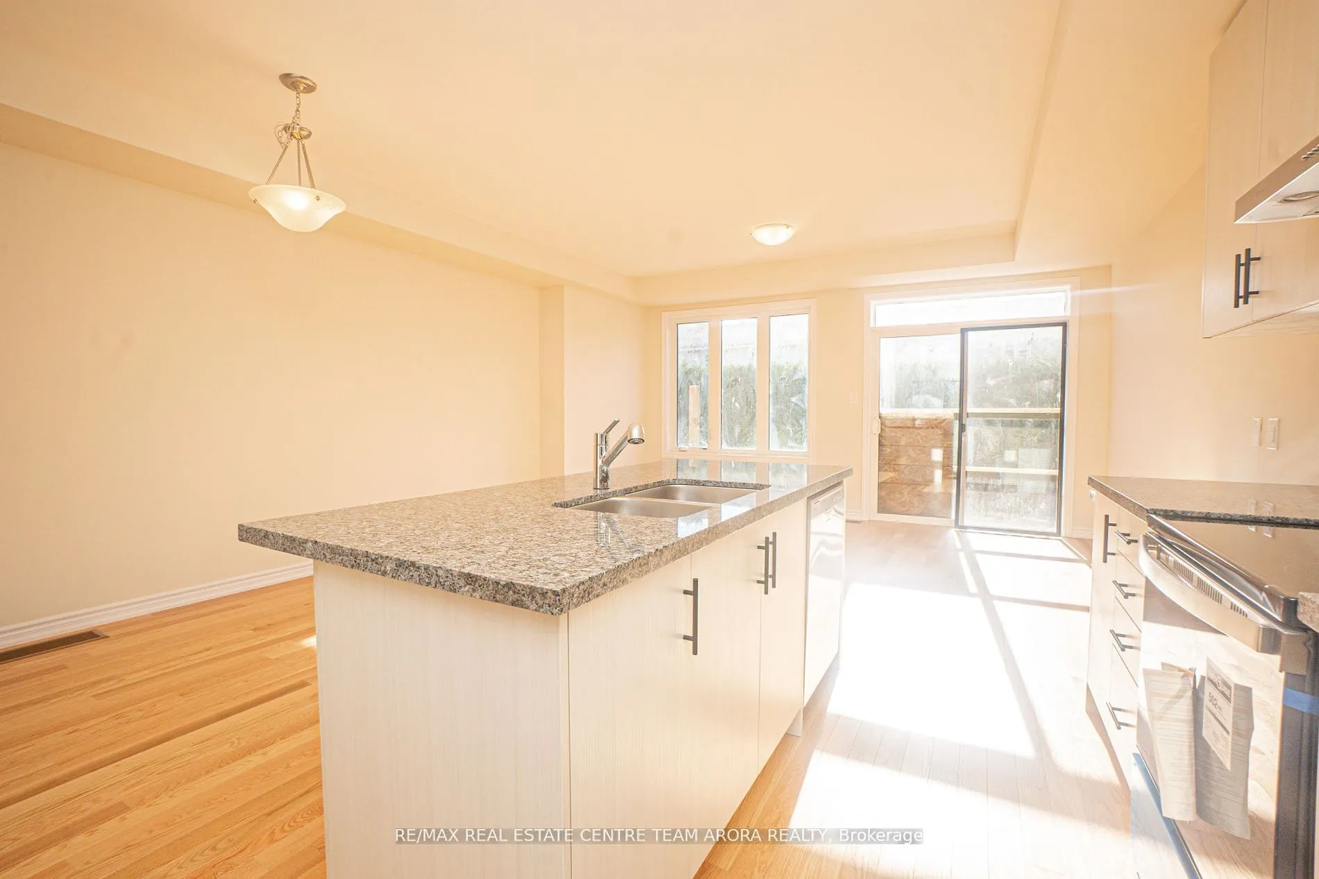1420 Oakmont Common