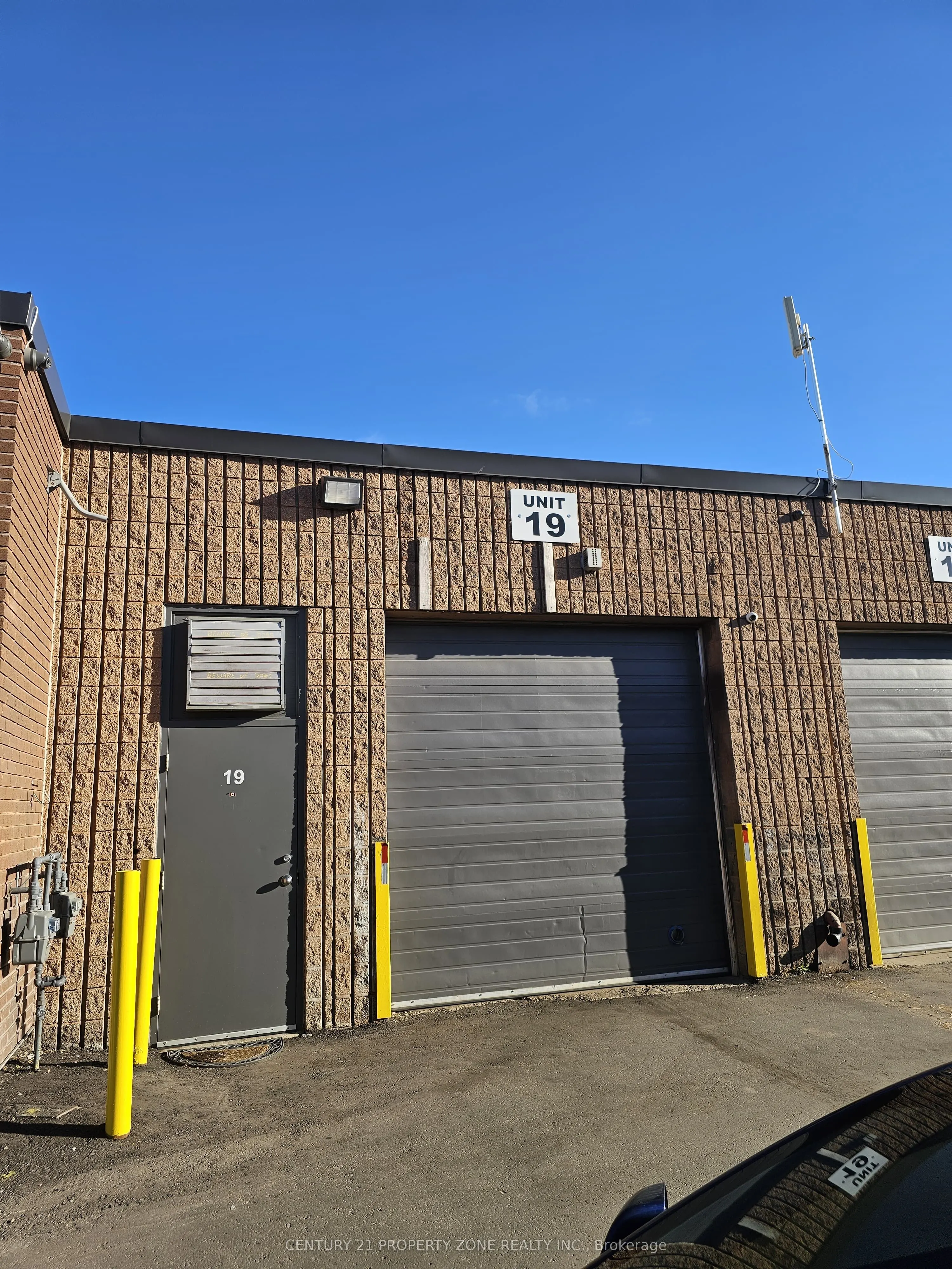 21 Hale Road, #19