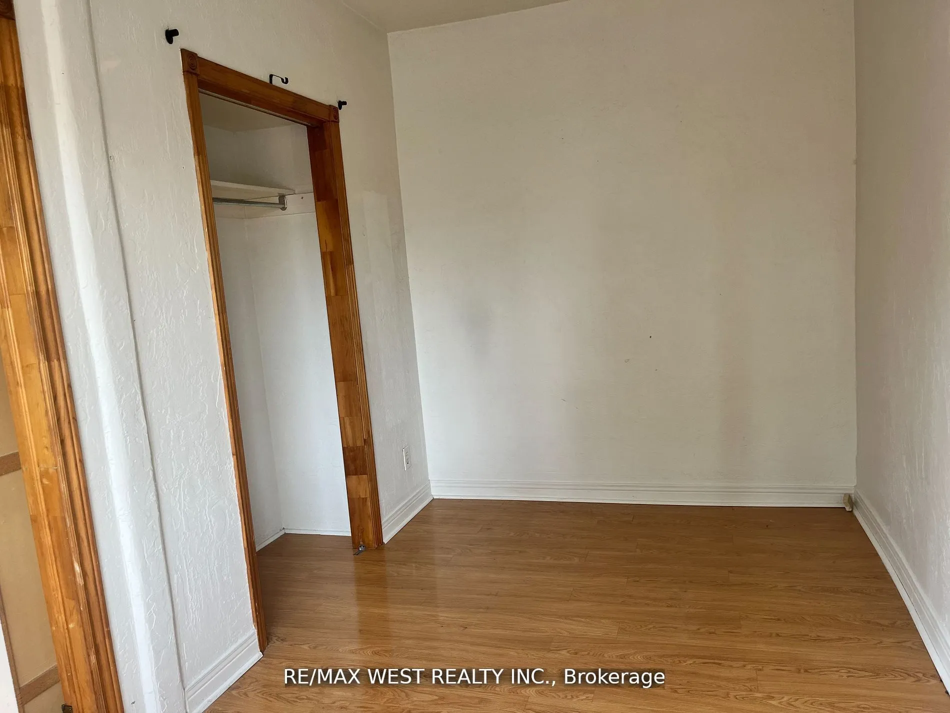 4902 Dundas Street W, ##1