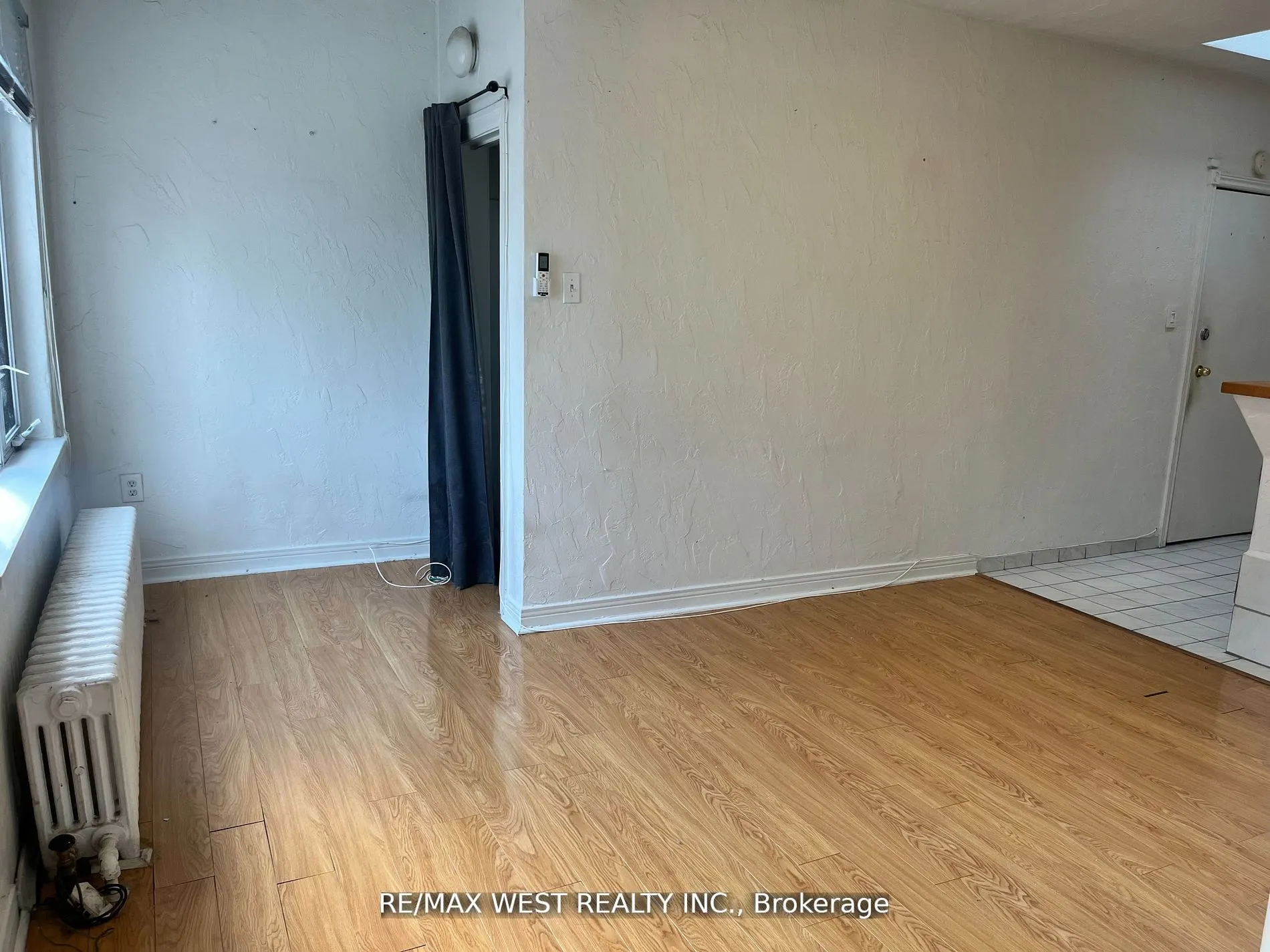 4902 Dundas Street W, ##1