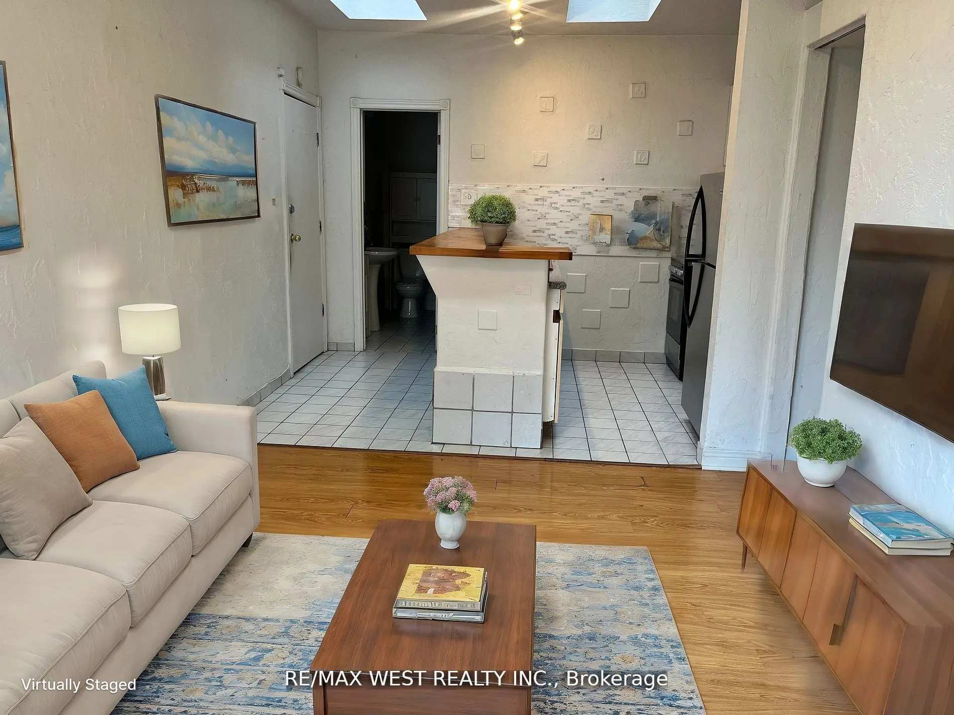 4902 Dundas Street W, ##1