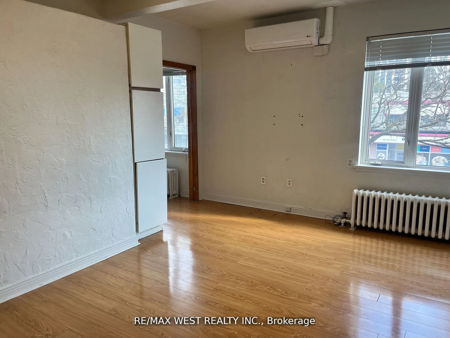 4902 Dundas Street W, ##1