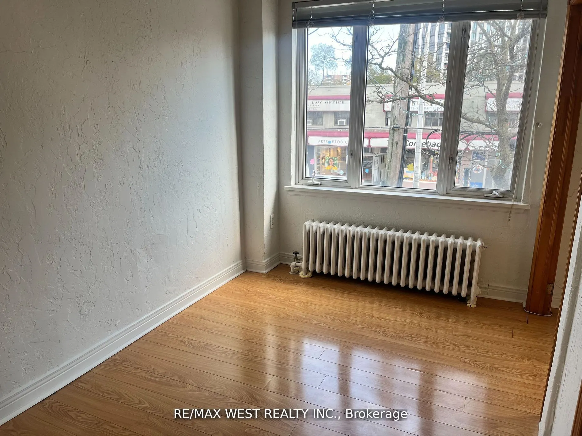 4902 Dundas Street W, ##1