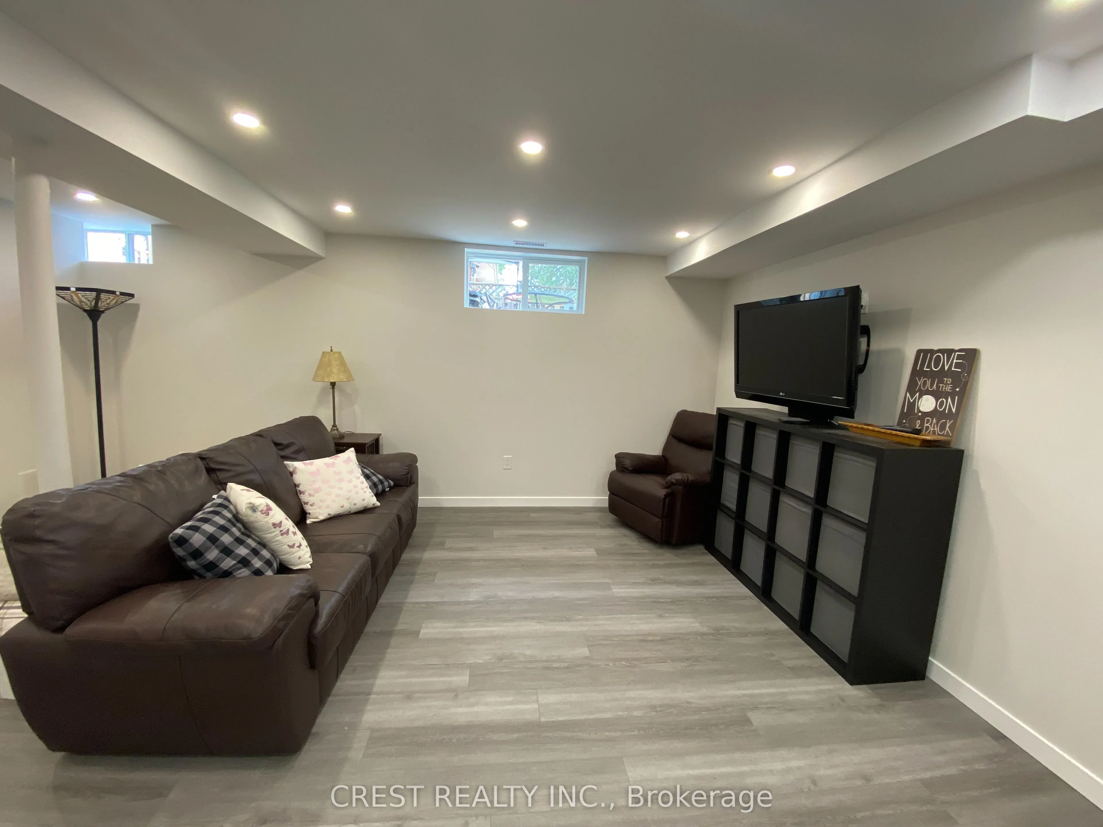 31 Tayrow Road, #Lower