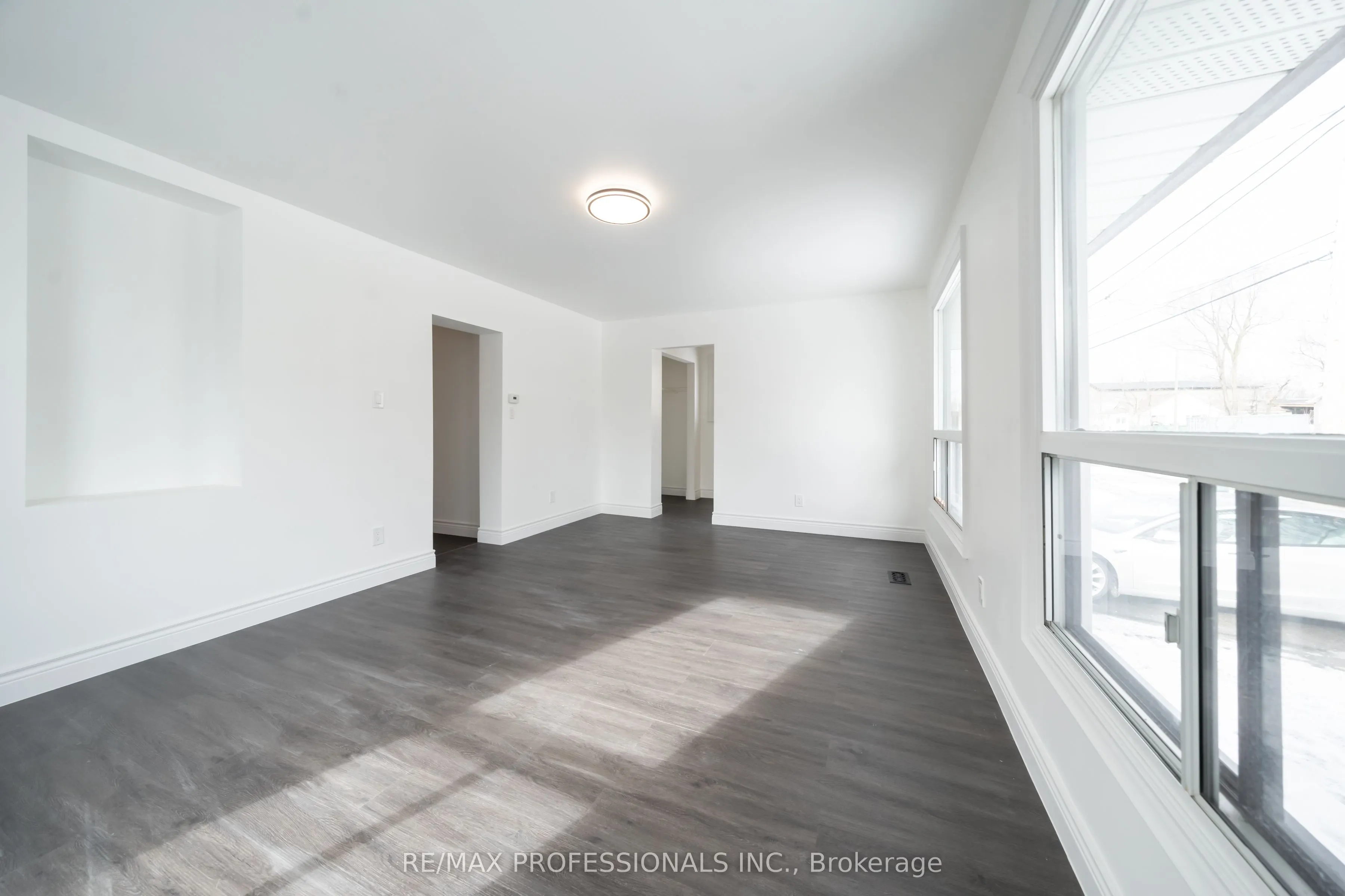 174 Thirtieth Street #MAIN