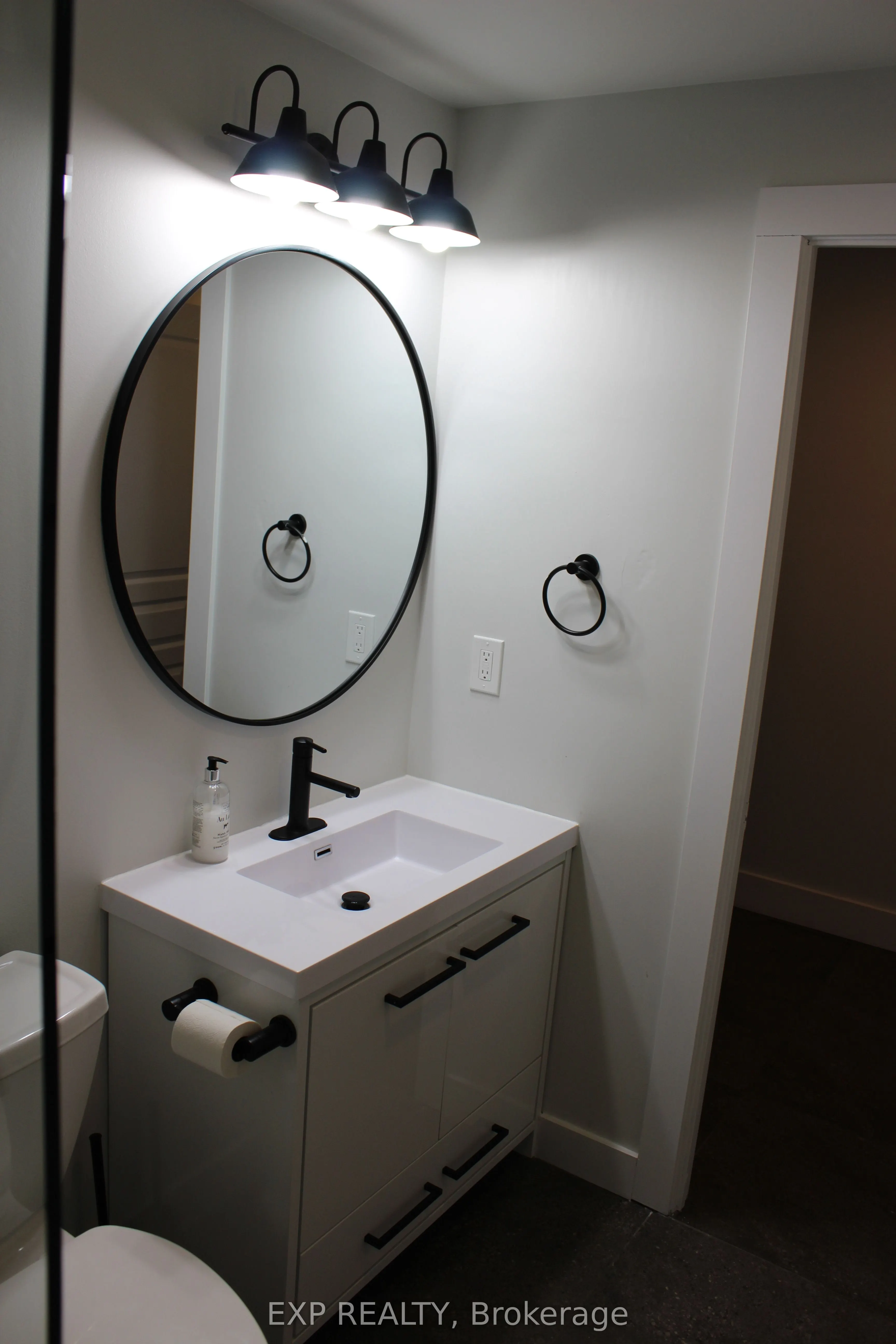 5 Marine Parade Drive, #330